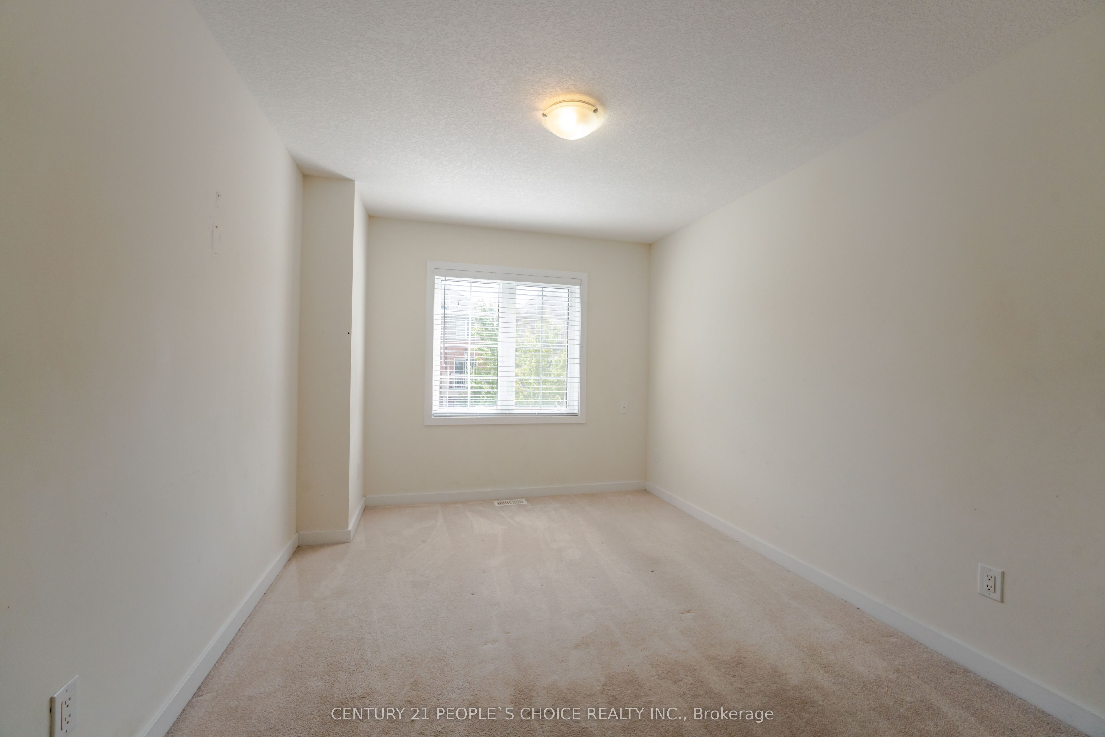 108 Golden Spring Drive Property Photo 28