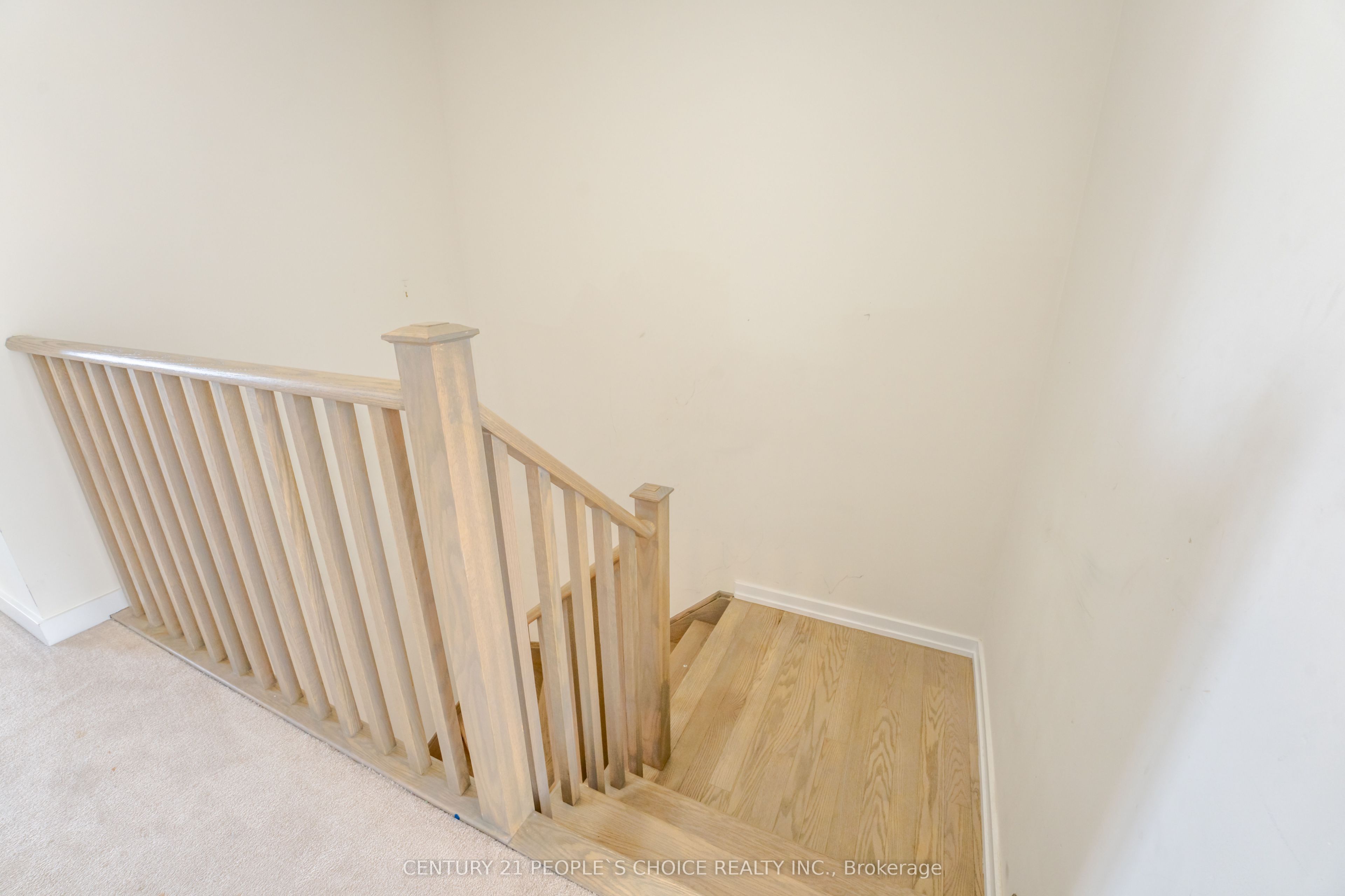 108 Golden Spring Drive Property Photo 33