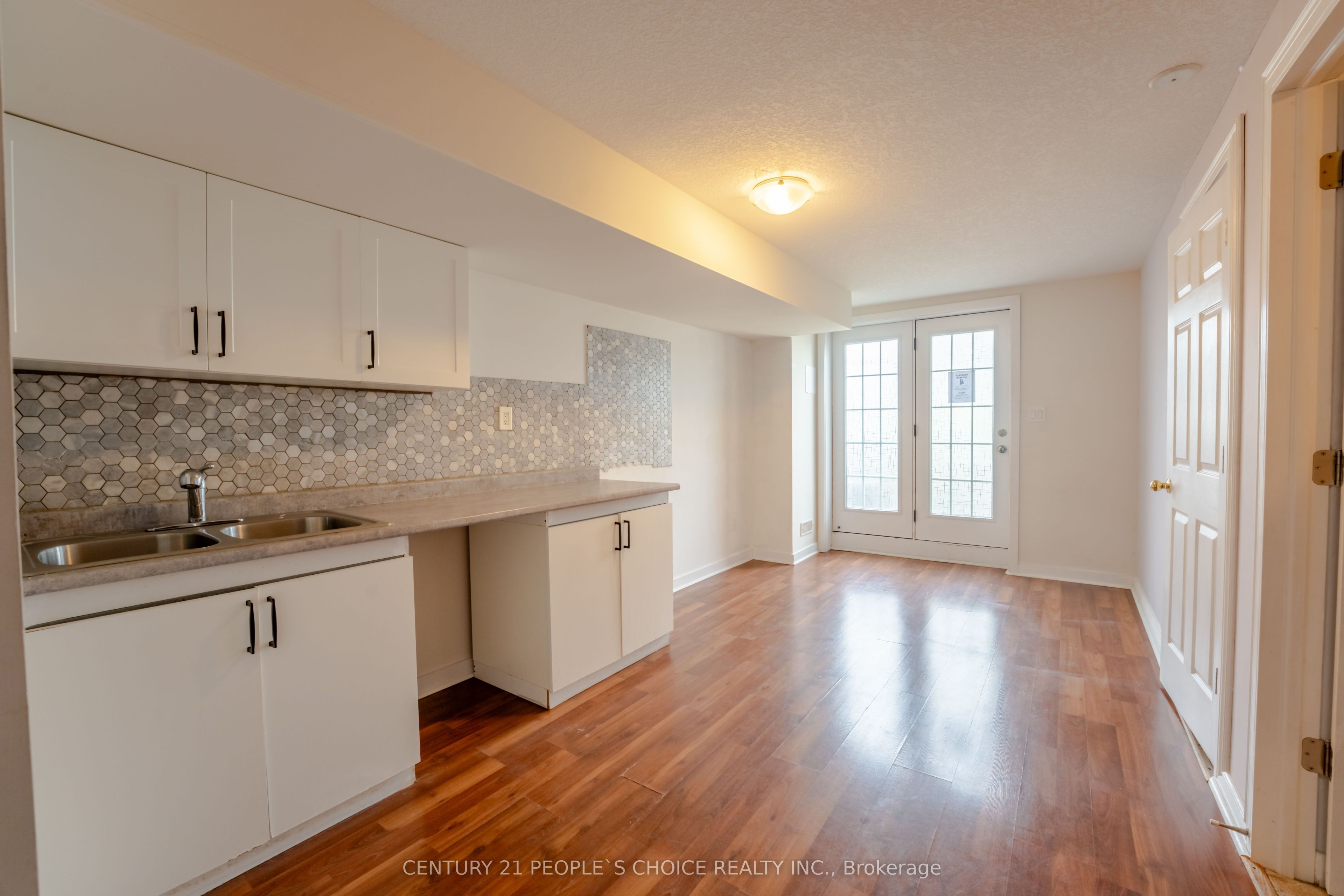 108 Golden Spring Drive Property Photo 35