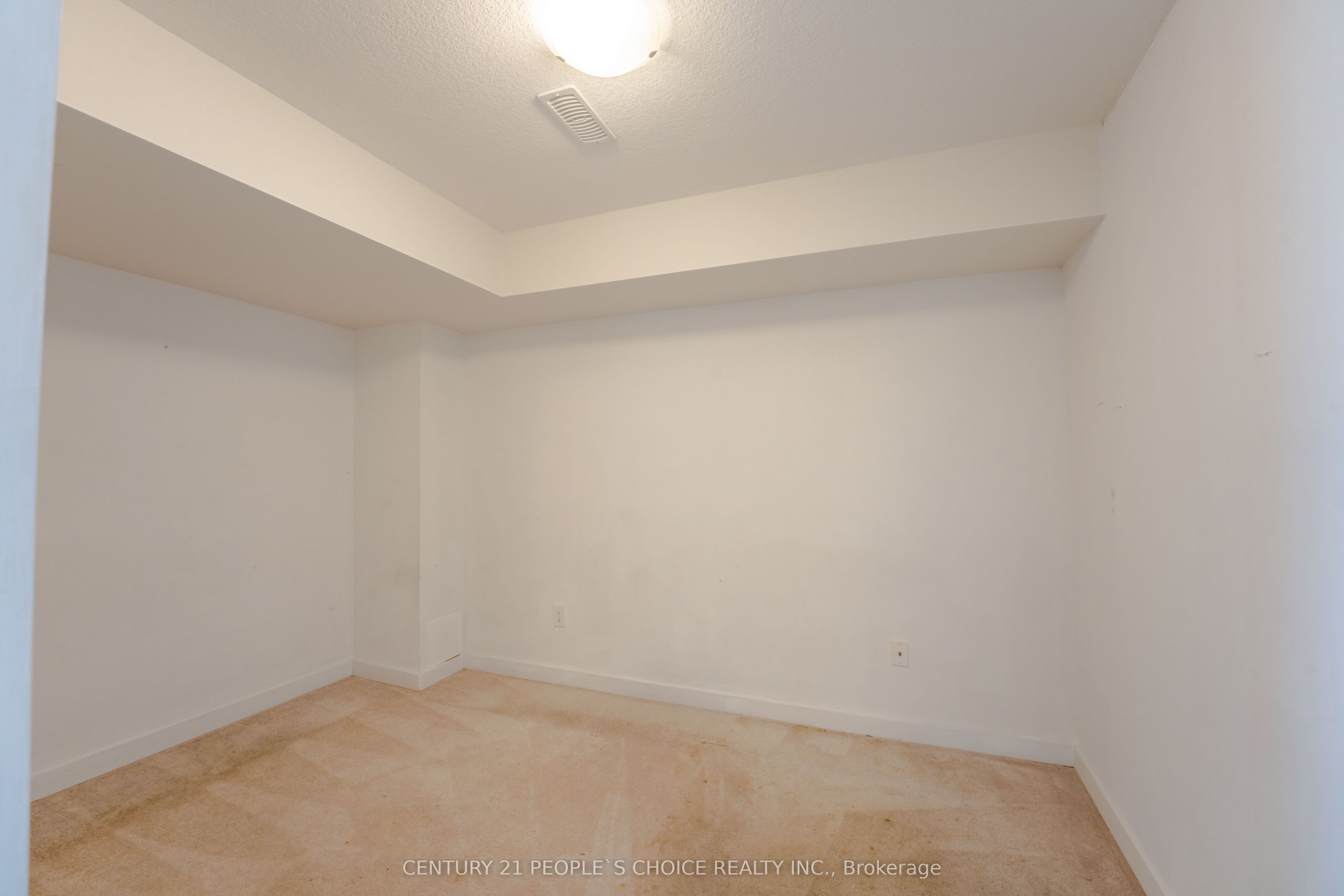 108 Golden Spring Drive Property Photo 40