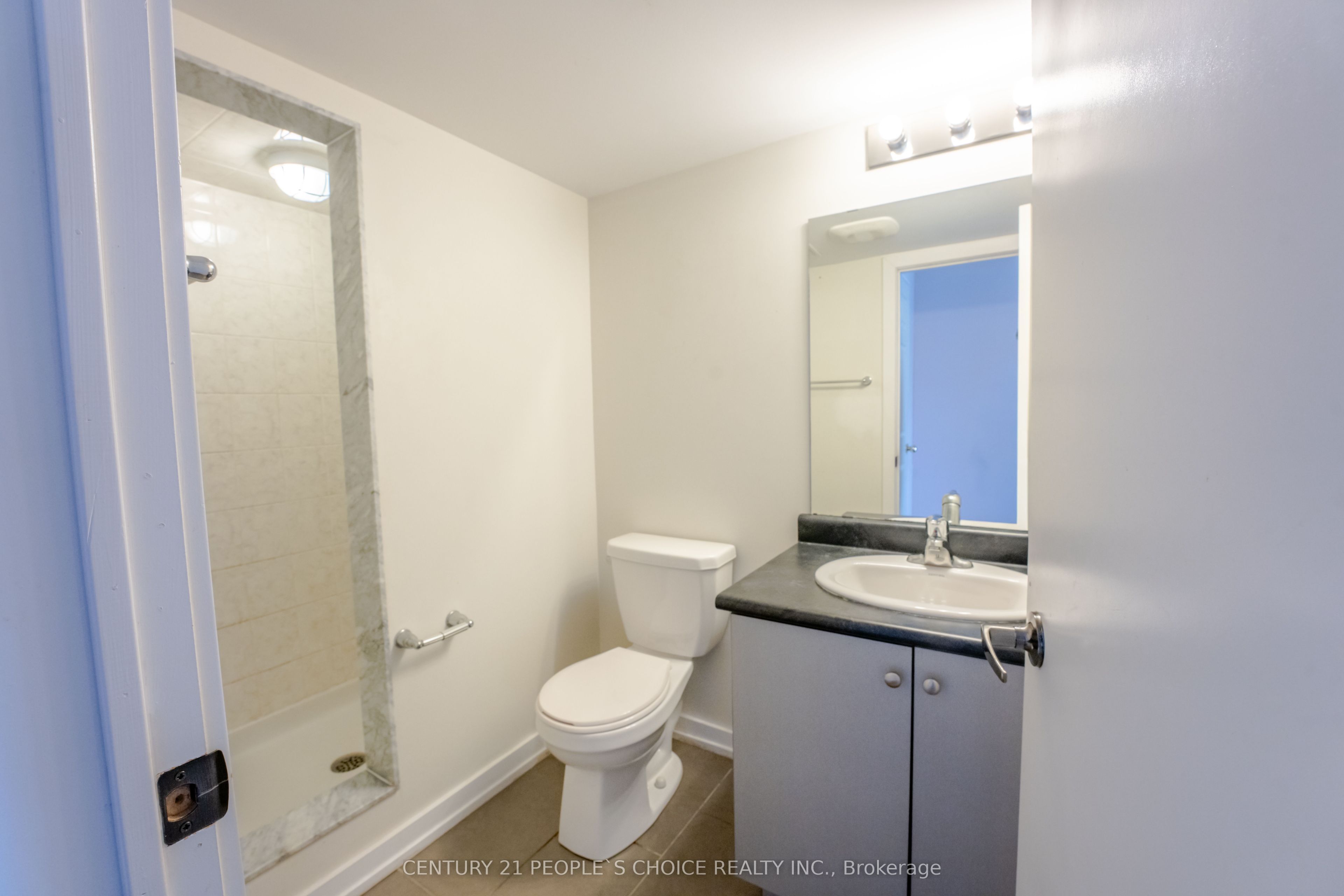 108 Golden Spring Drive Property Photo 43