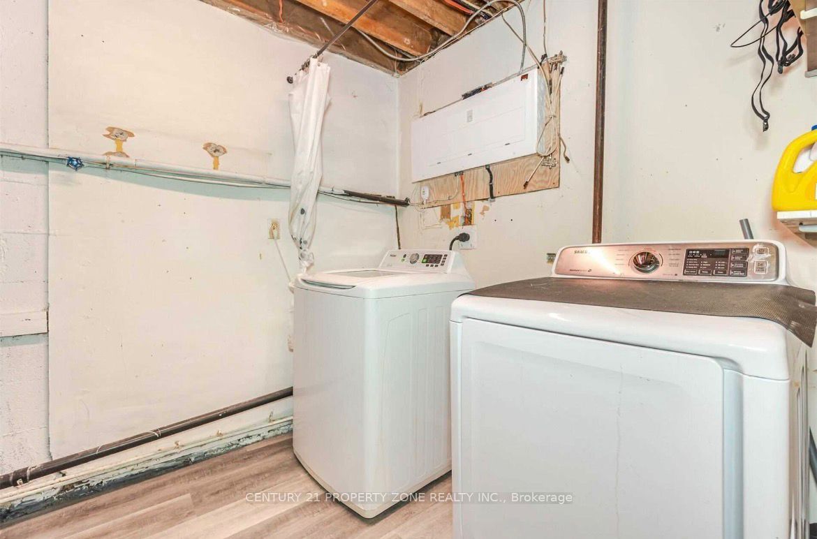 26 Sandringham Court Property Photo 33