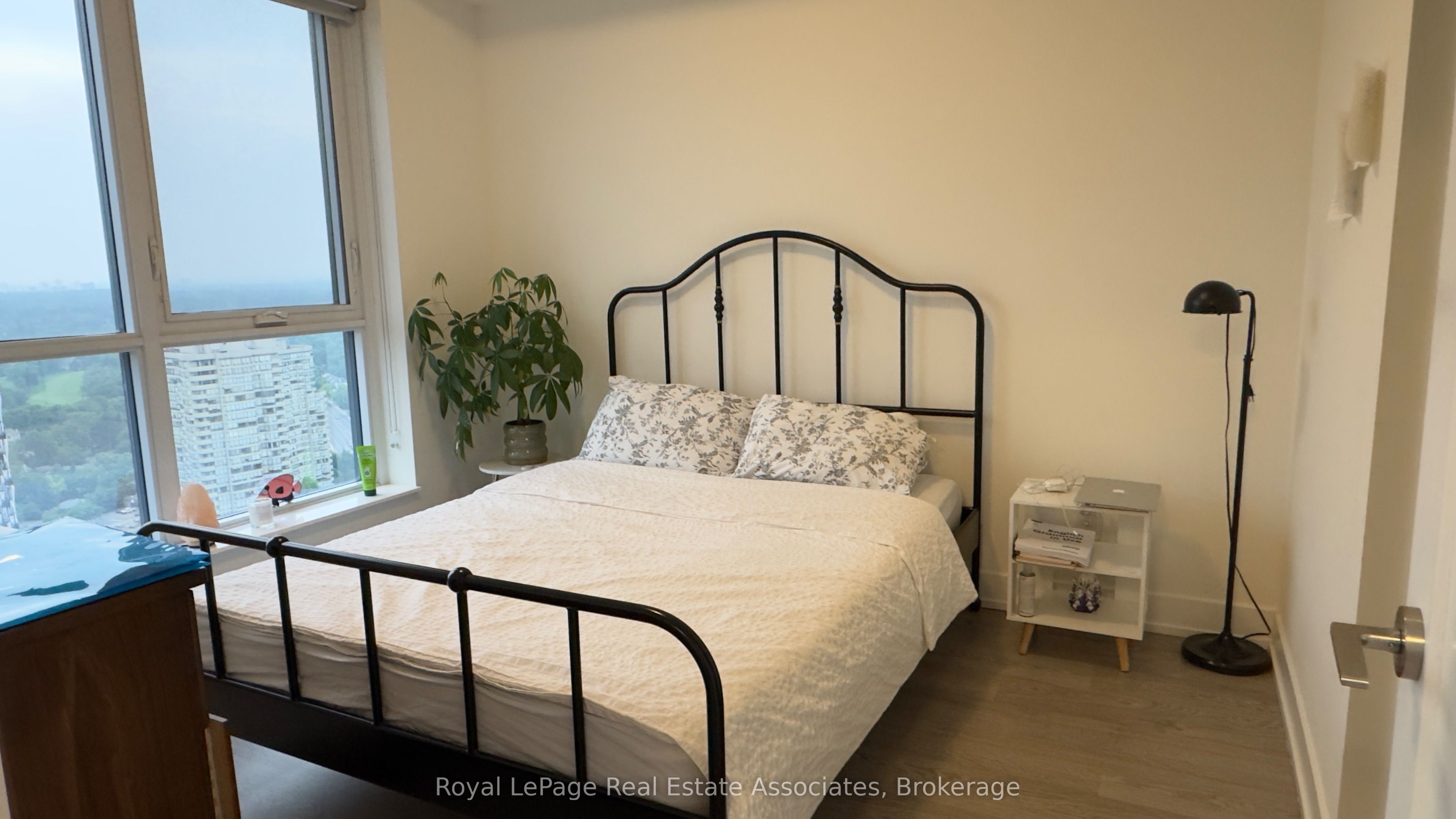 5 Mabelle Avenue 3433 Property Photo 6