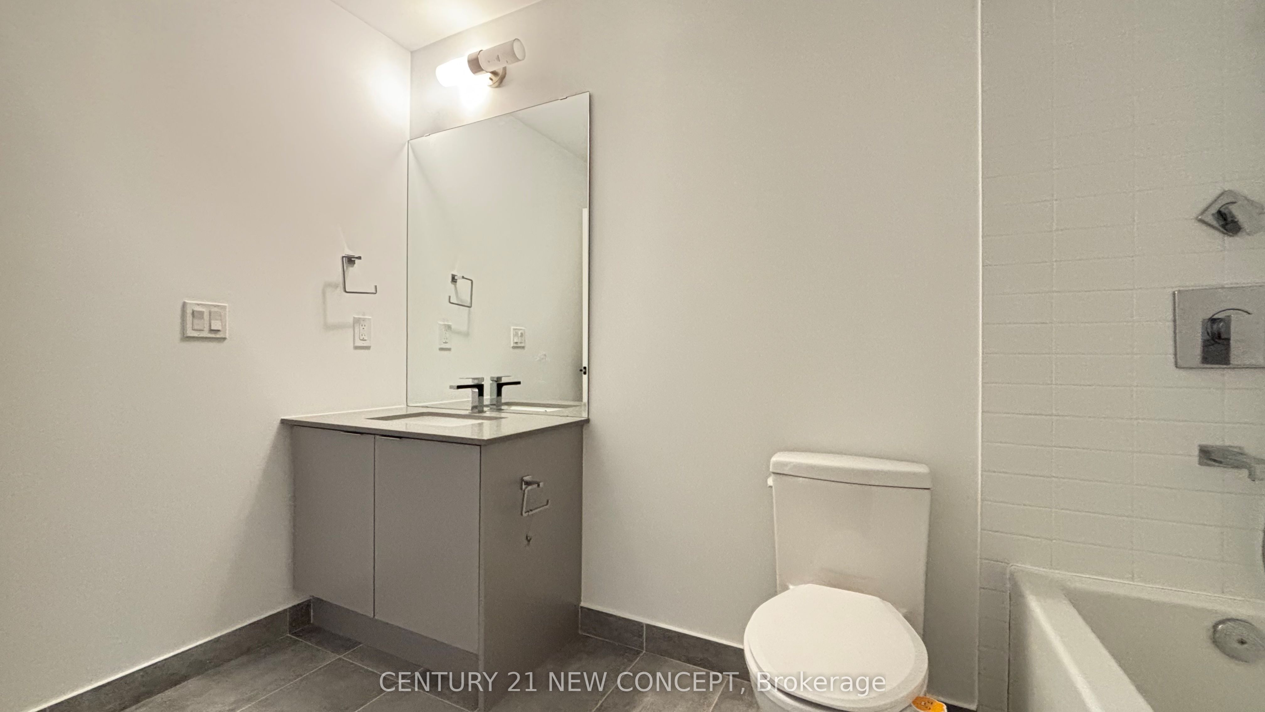 2485 Taunton Road 234 Property Photo 14