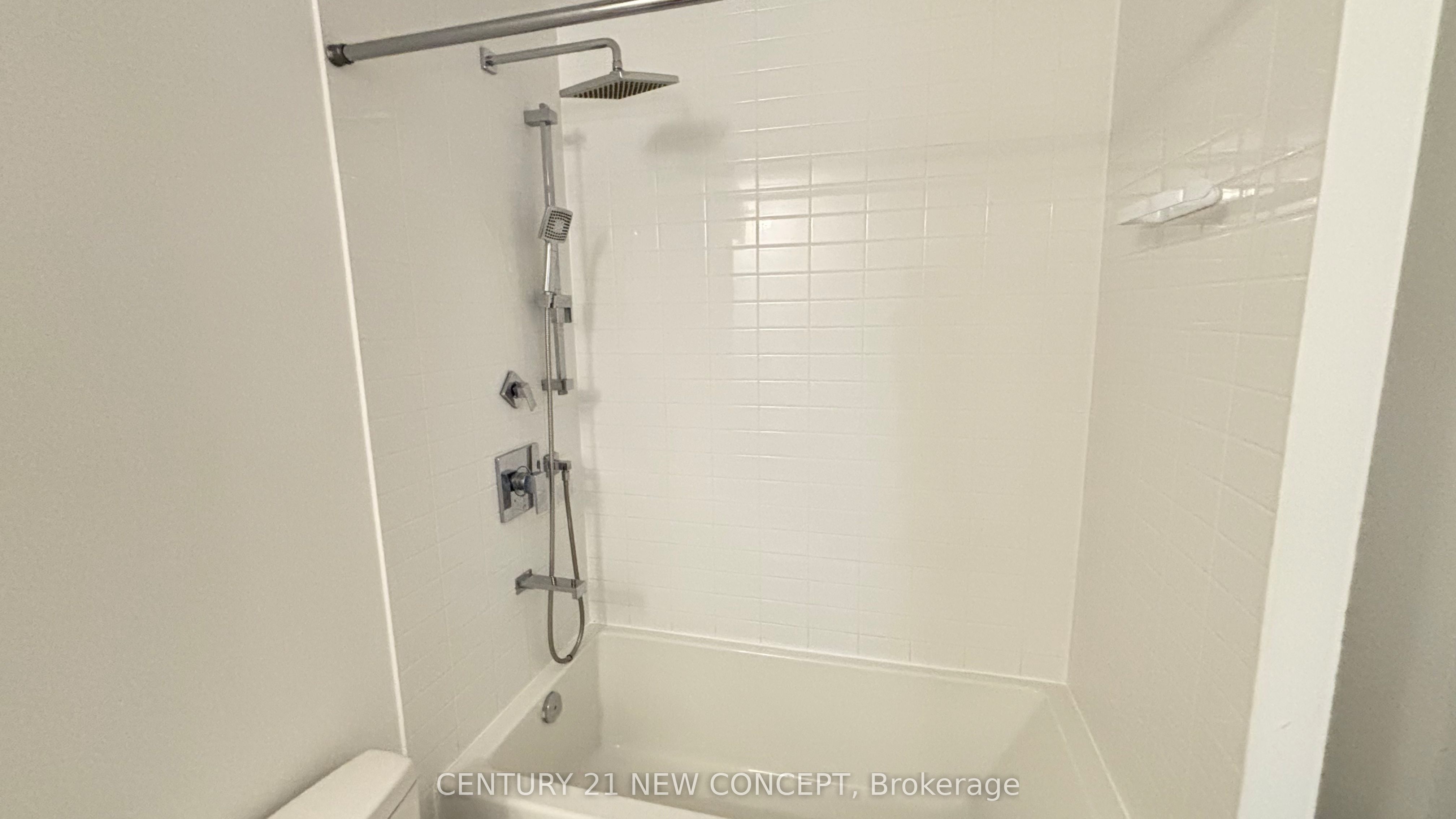 2485 Taunton Road 234 Property Photo 15