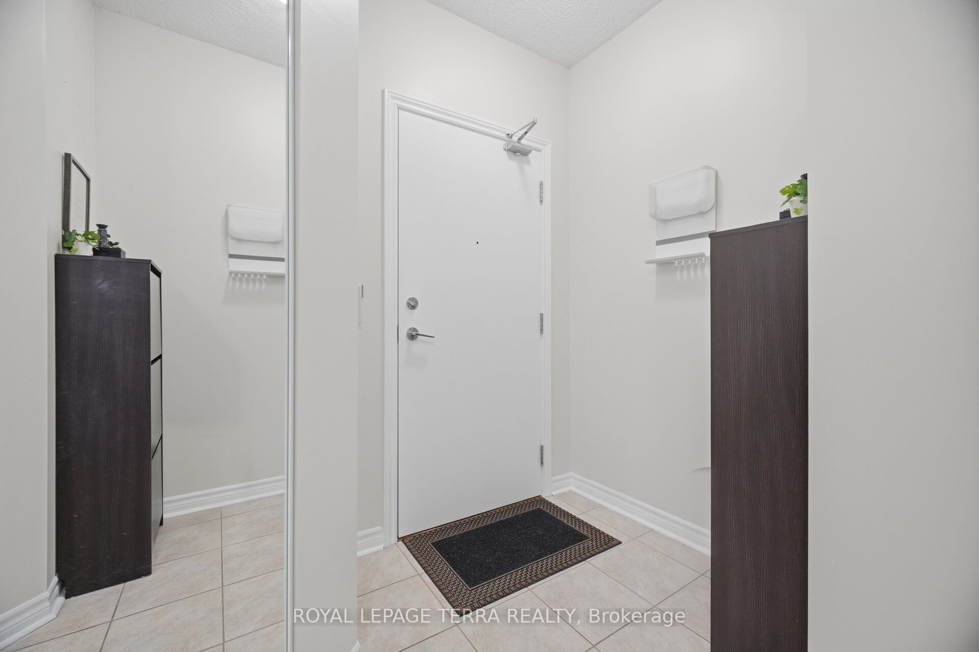 2379 Central Park Drive 1011 Property Photo 5