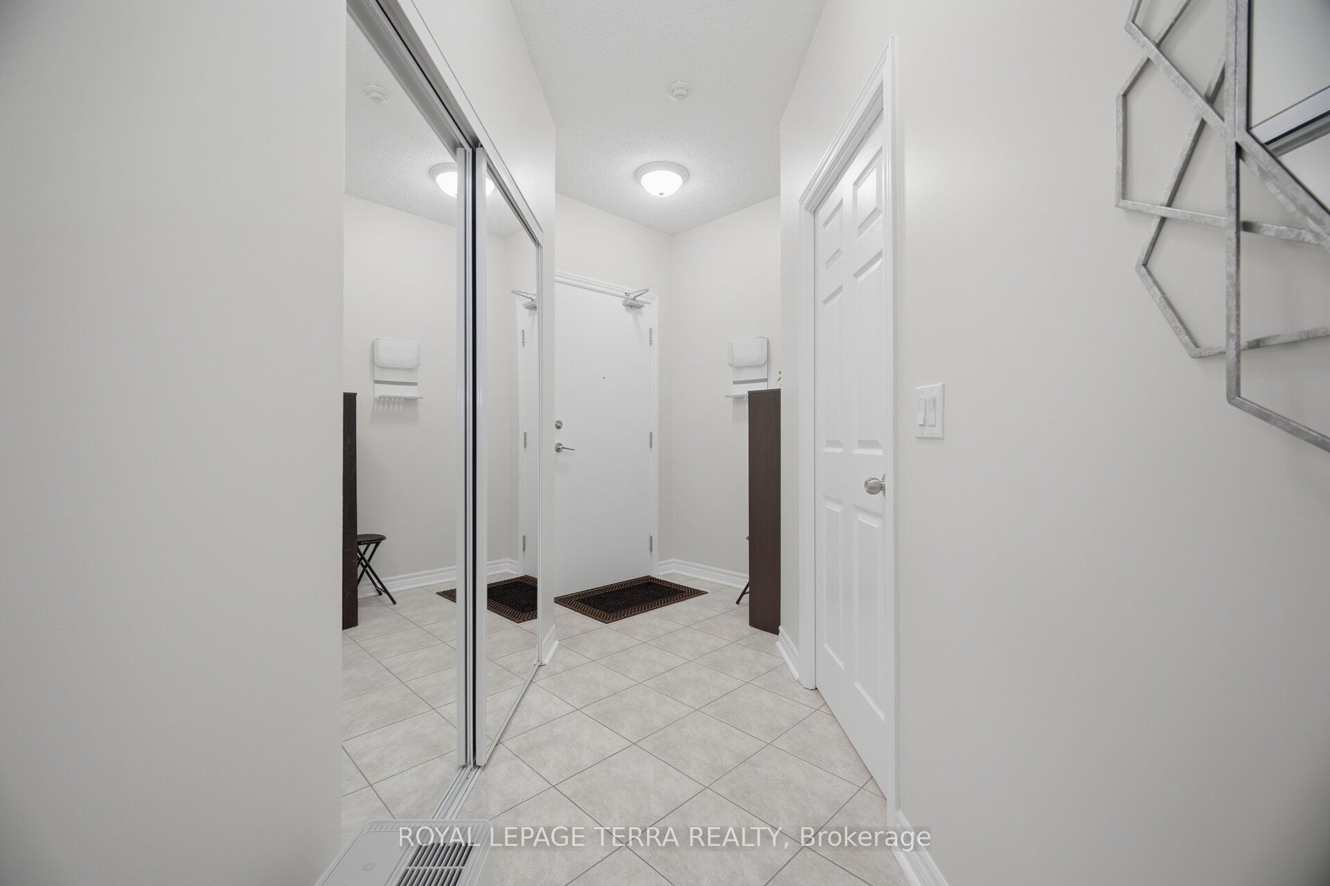 2379 Central Park Drive 1011 Property Photo 6