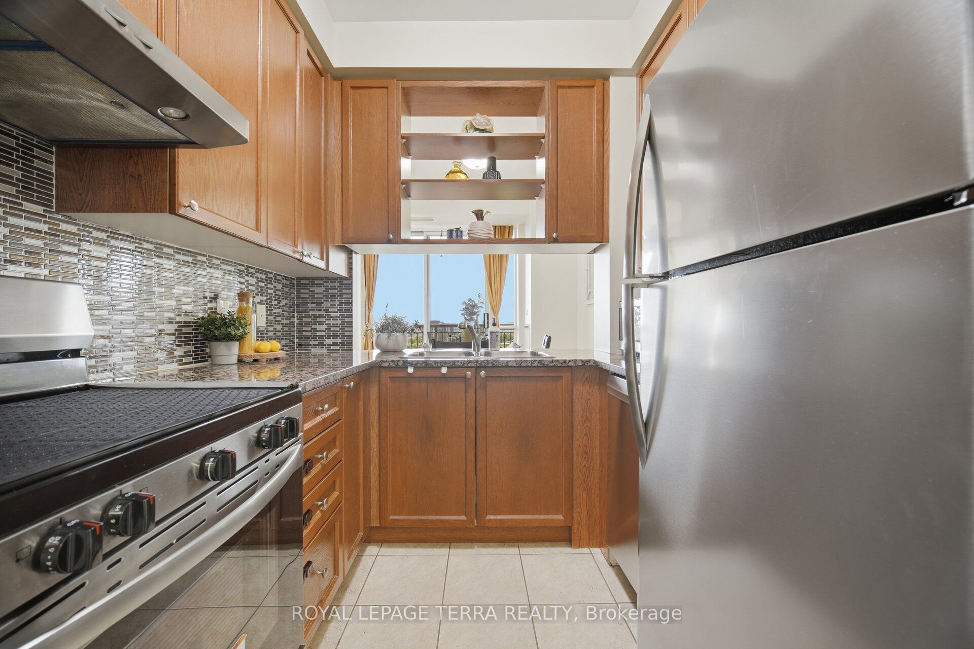 2379 Central Park Drive 1011 Property Photo 8