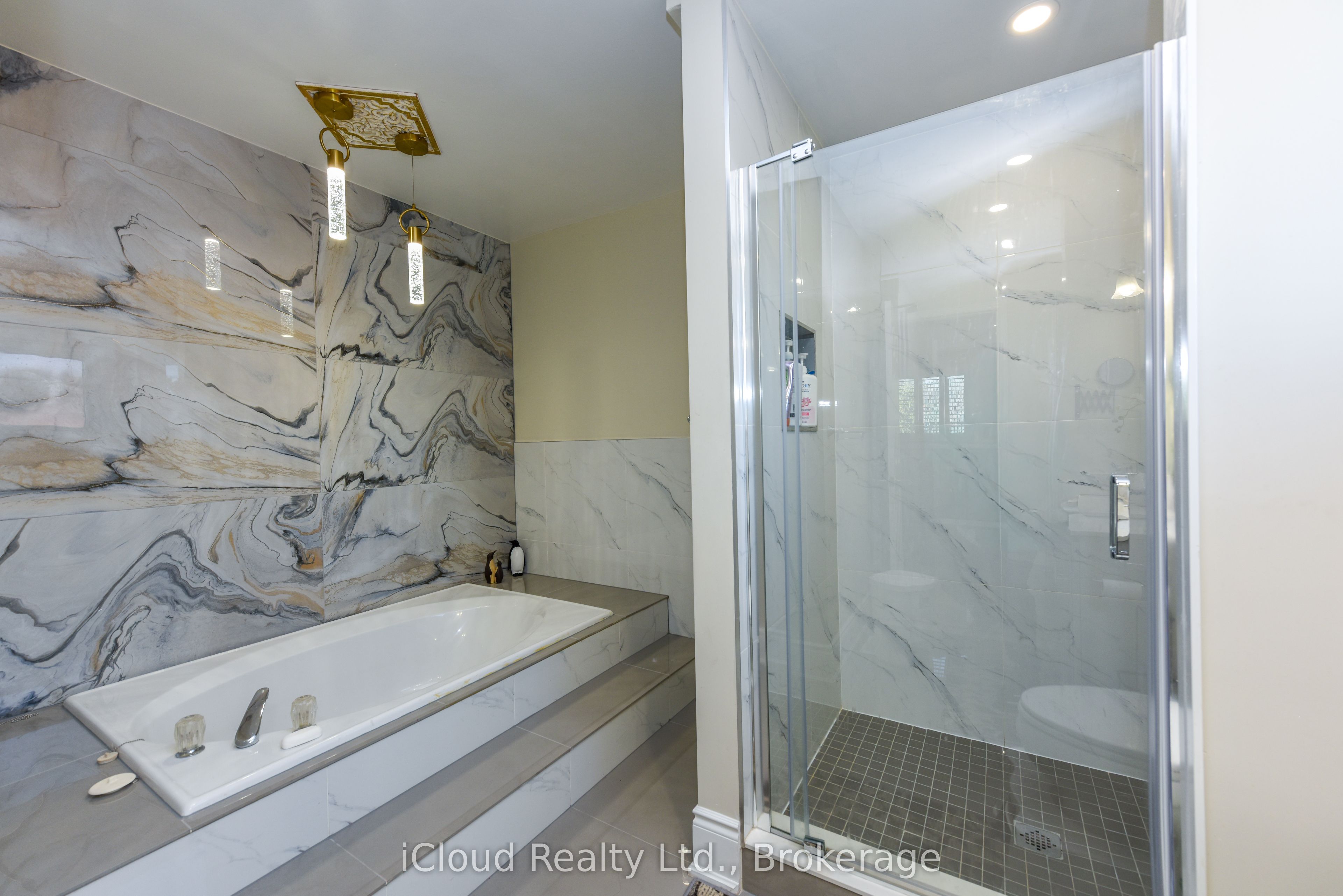 8 St Mark Place Property Photo 20