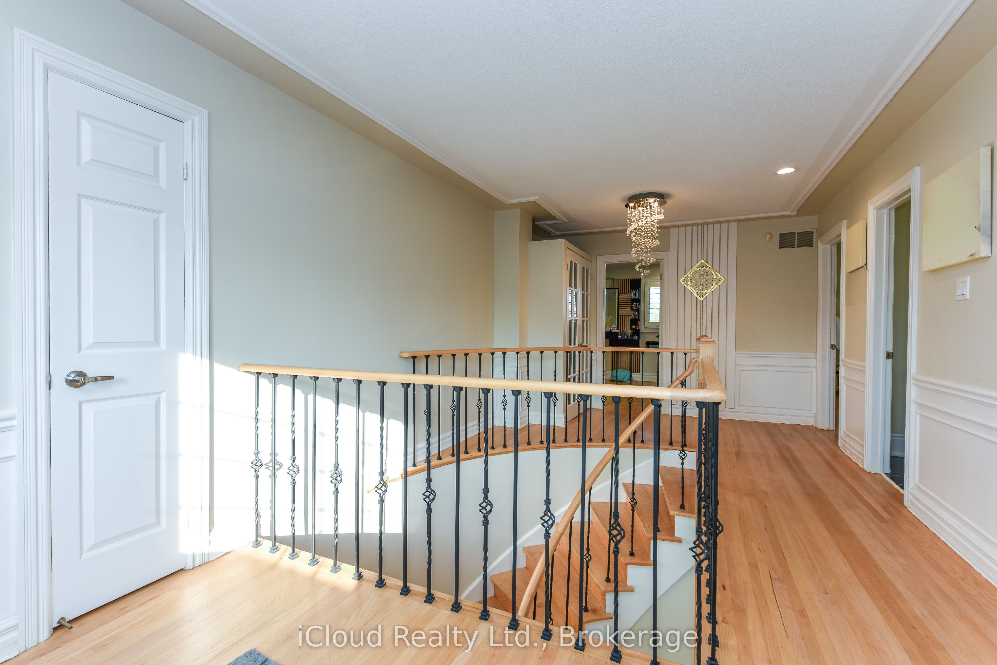 8 St Mark Place Property Photo 27