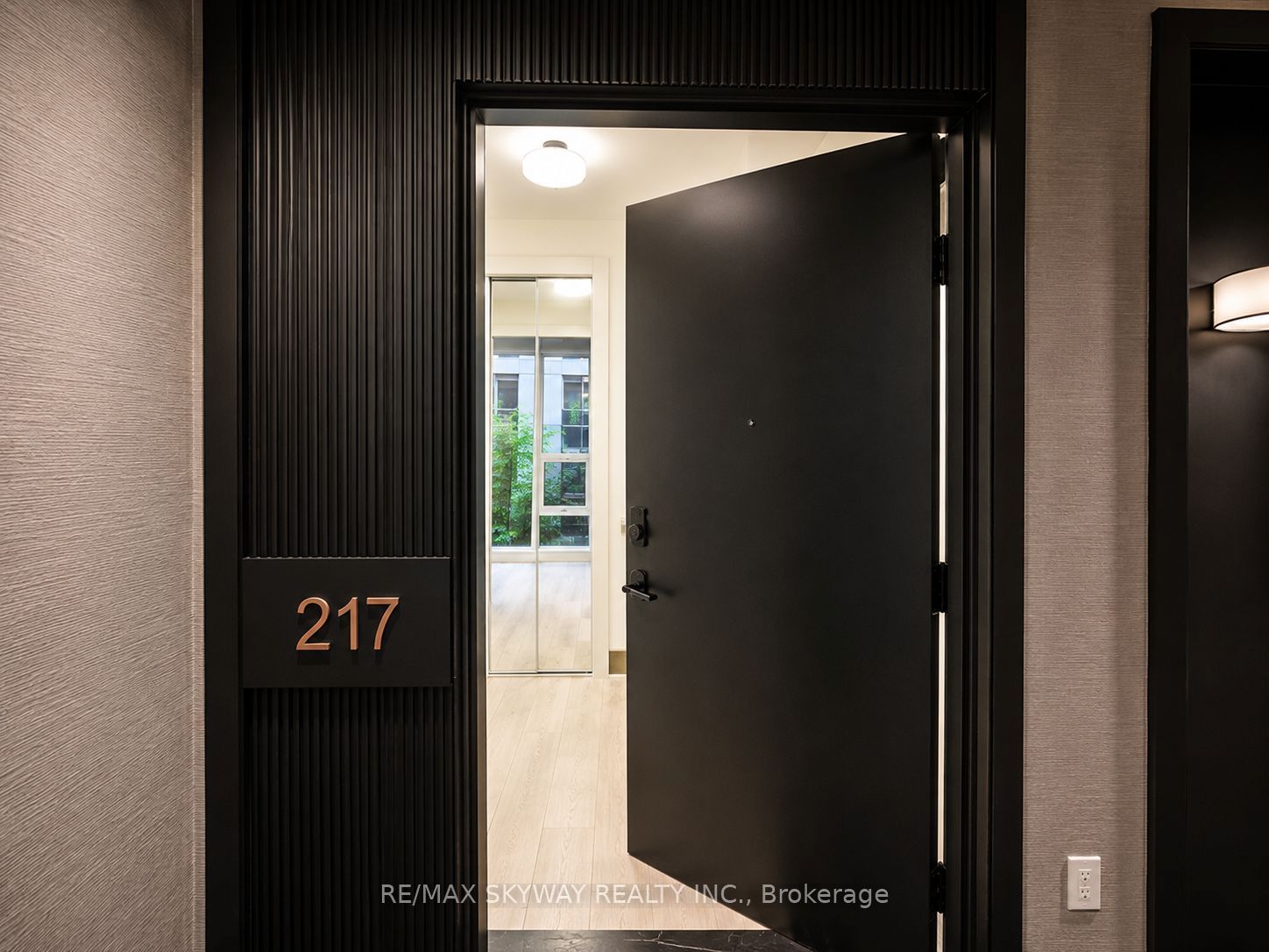 2450 Old Bronte Road 217 Property Photo 6