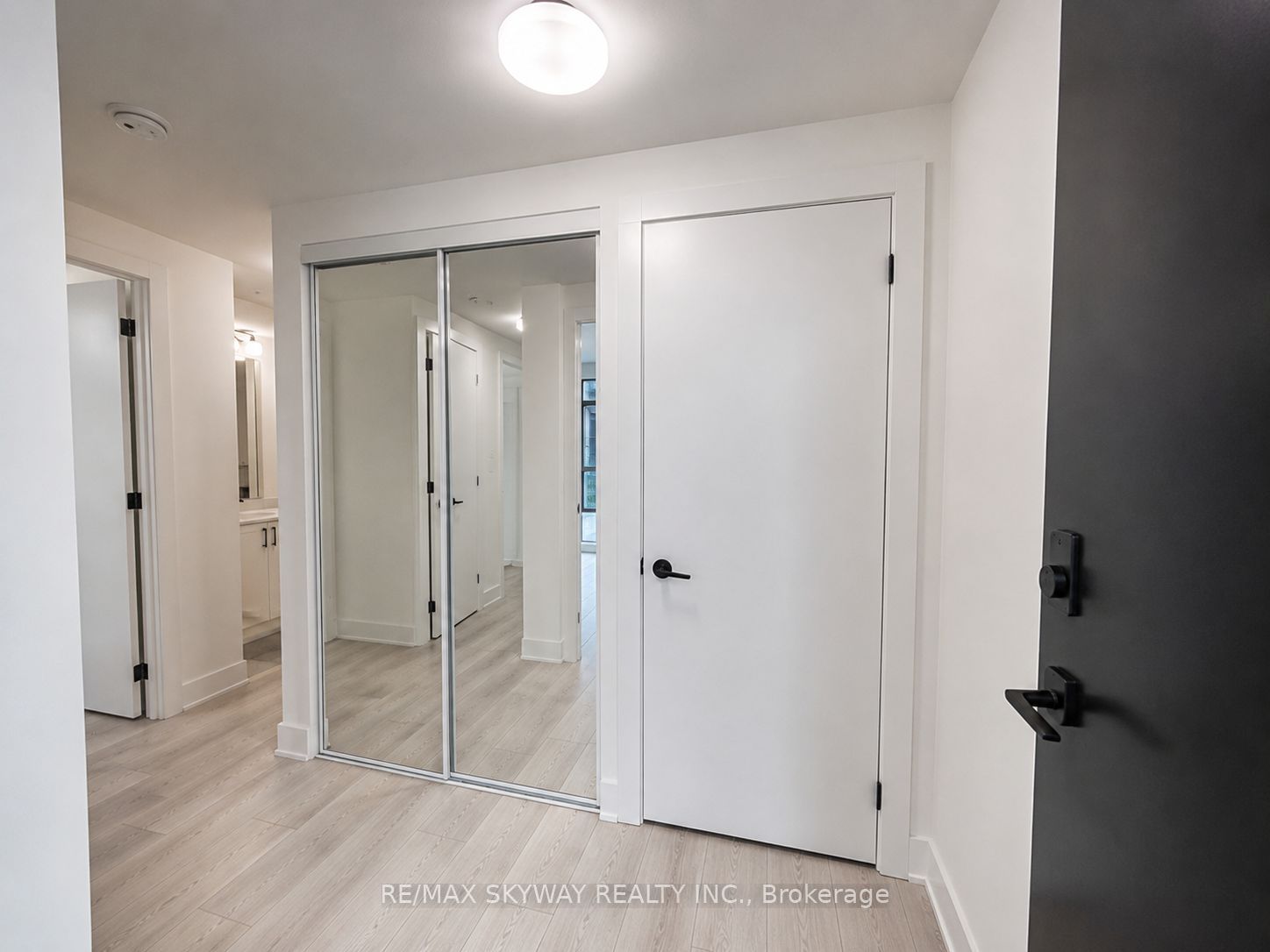 2450 Old Bronte Road 217 Property Photo 8