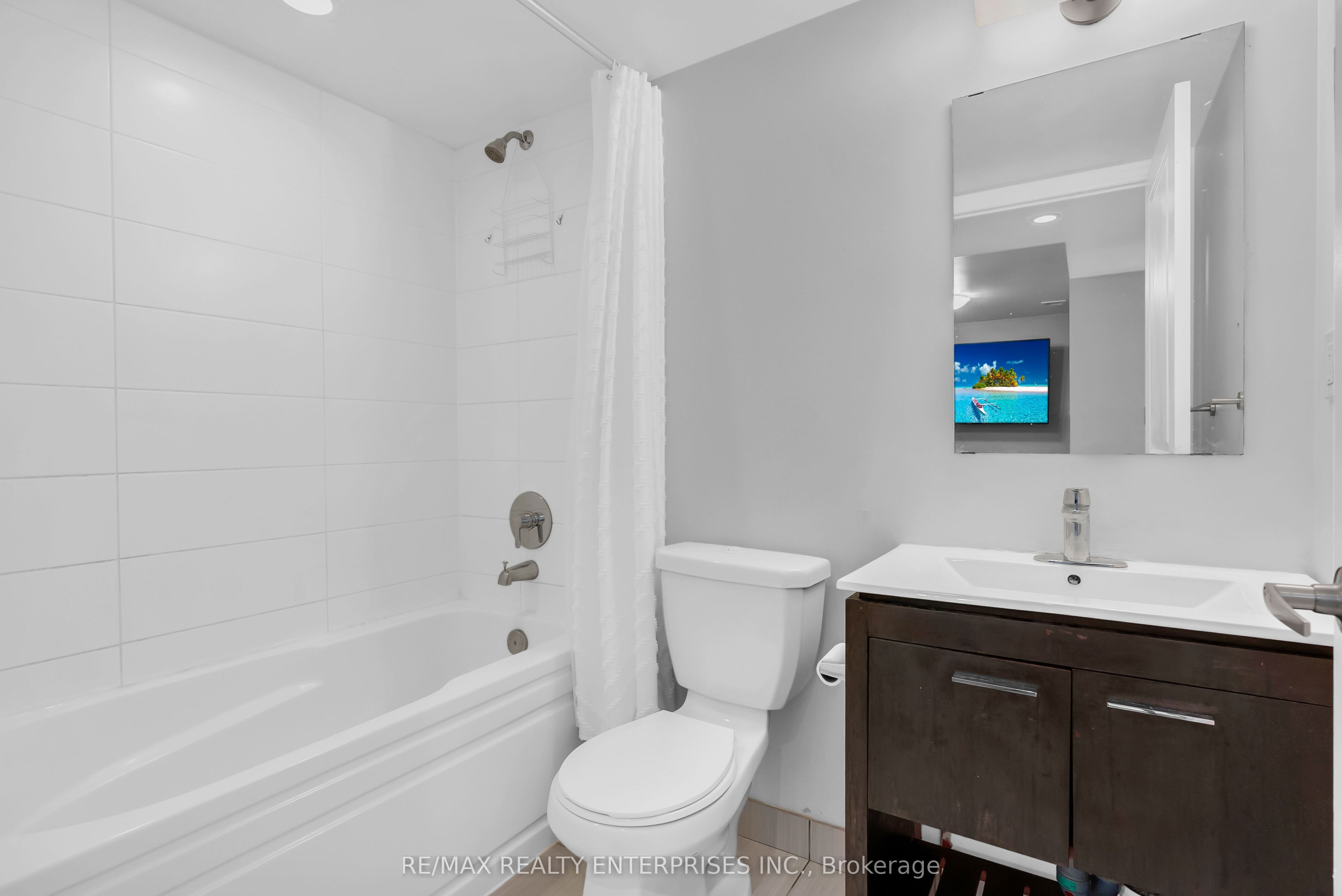 80 Esther Lorrie Drive 522 Property Photo 15