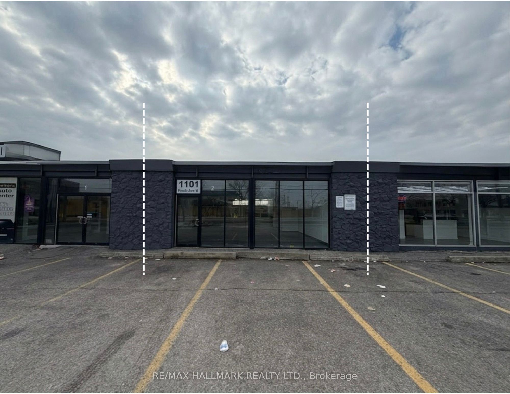 1101 Finch Avenue W 2 Property Photo 1