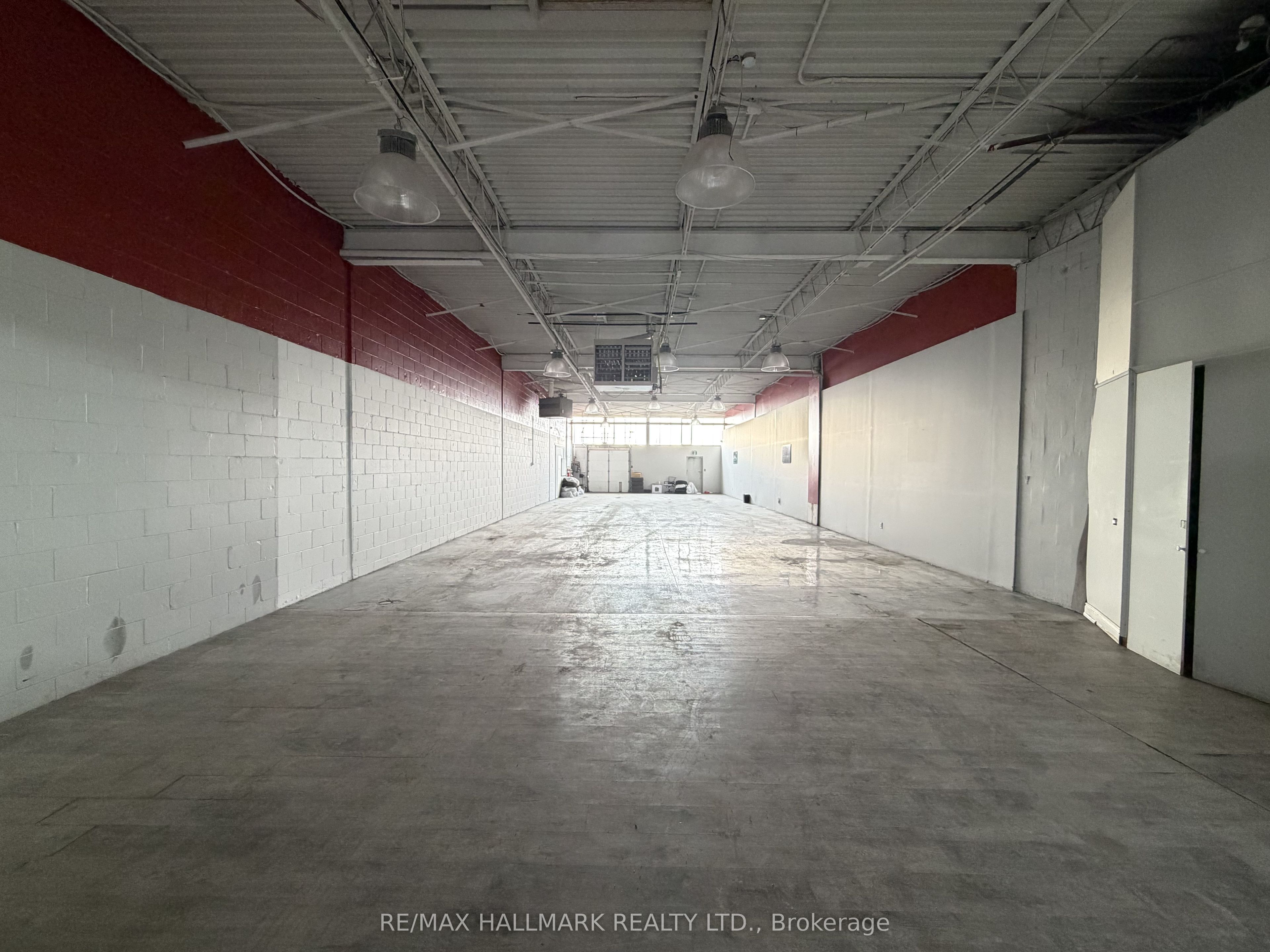 1101 Finch Avenue W 2 Property Photo 4
