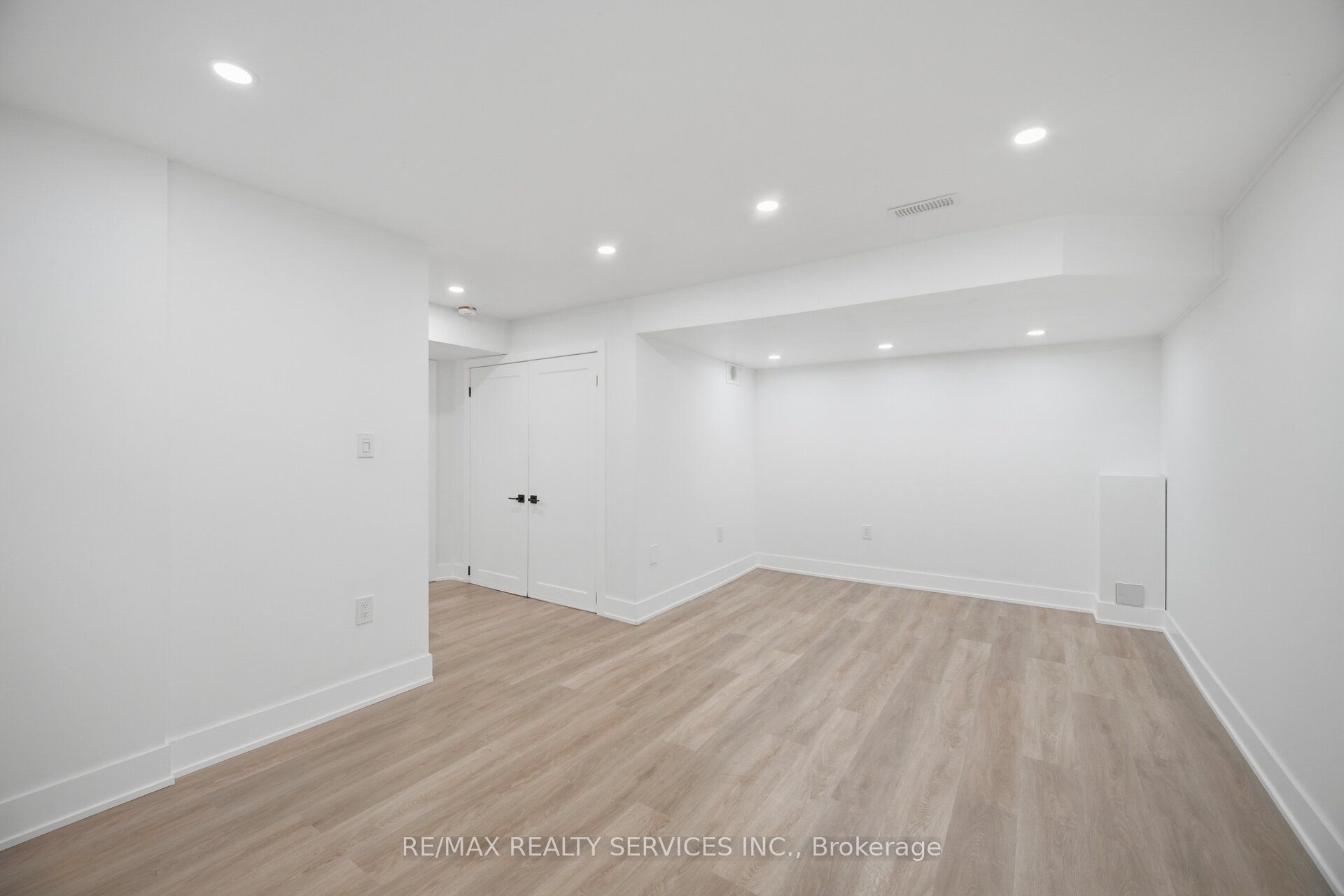 118 Tundra Road Property Photo 37