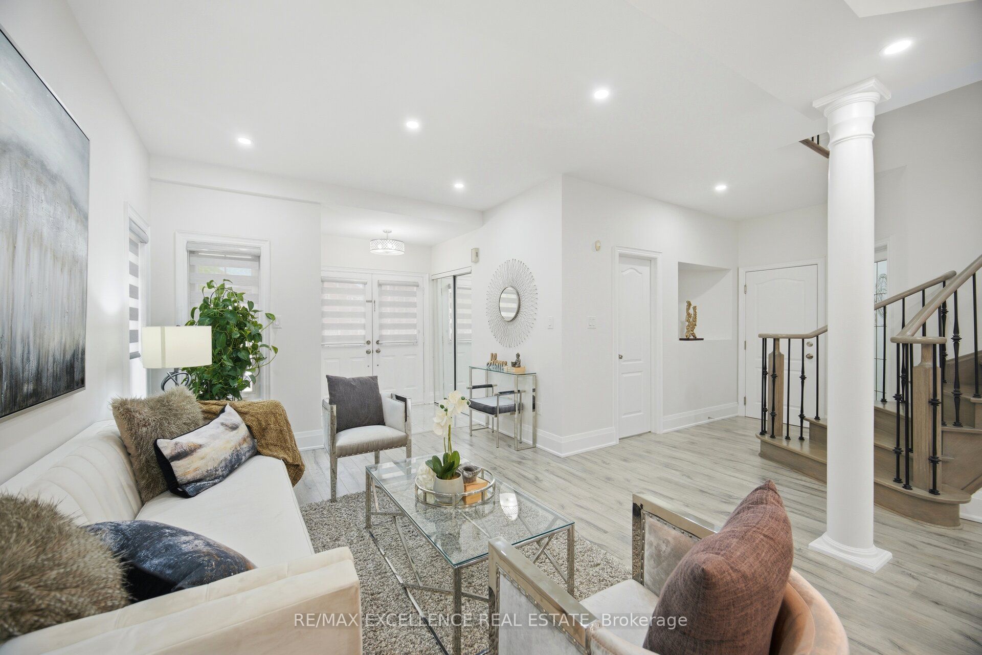 5 Whitehouse Crescent Property Photo 7