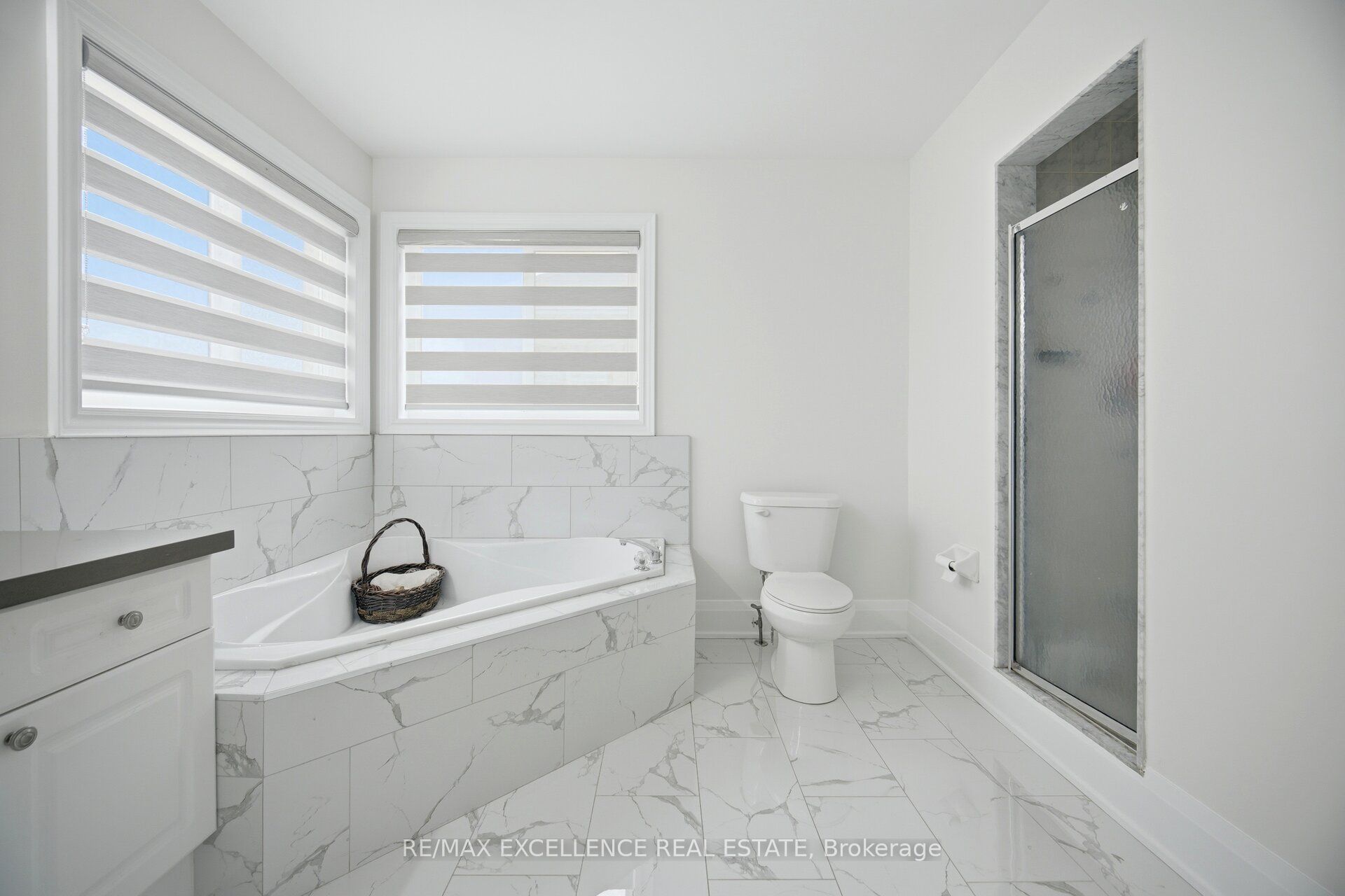 5 Whitehouse Crescent Property Photo 33