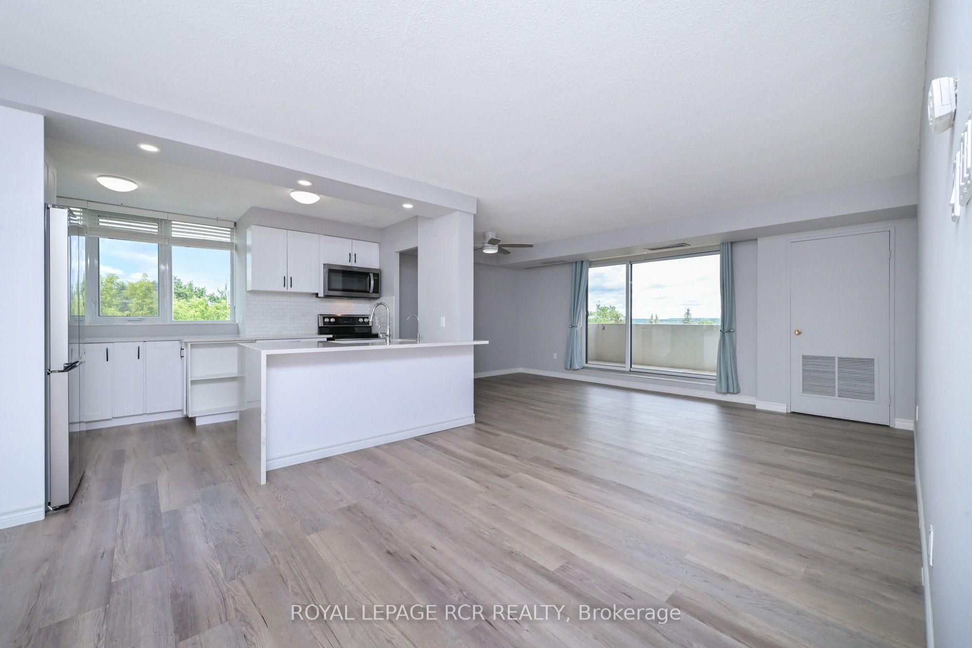 8 Fead Street #404 Property Photo 15