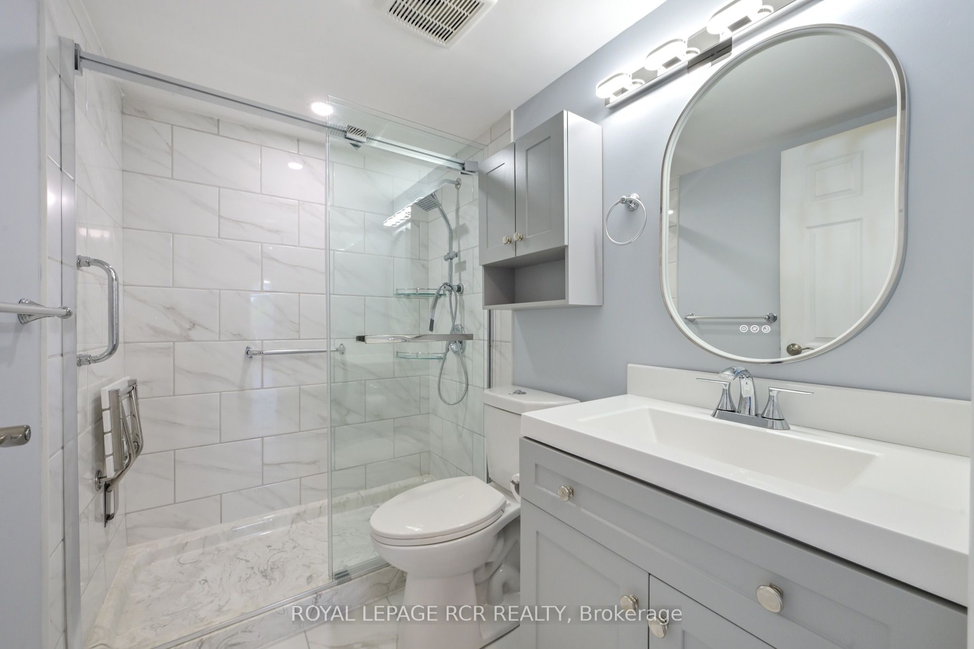 8 Fead Street #404 Property Photo 24