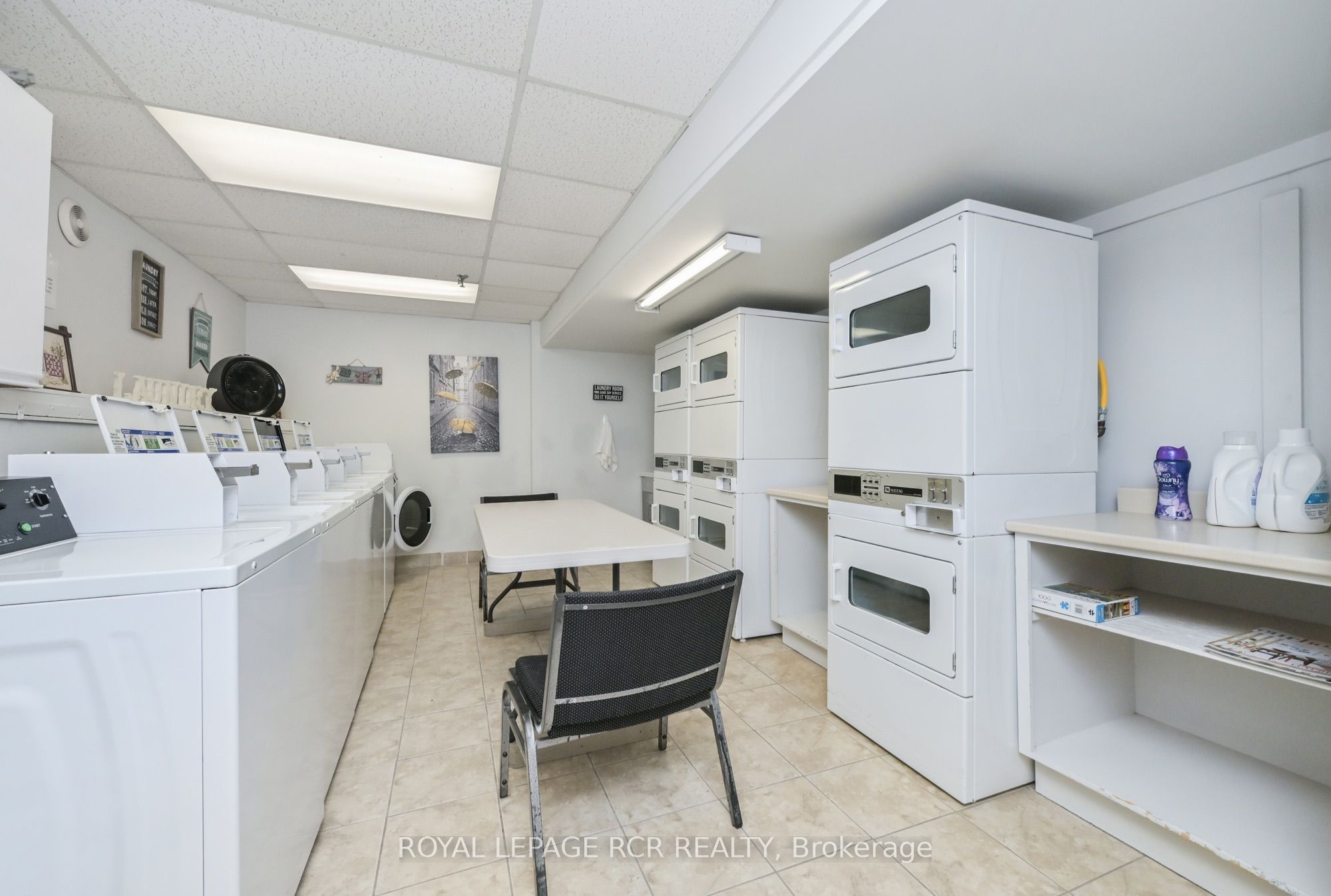 8 Fead Street #404 Property Photo 31