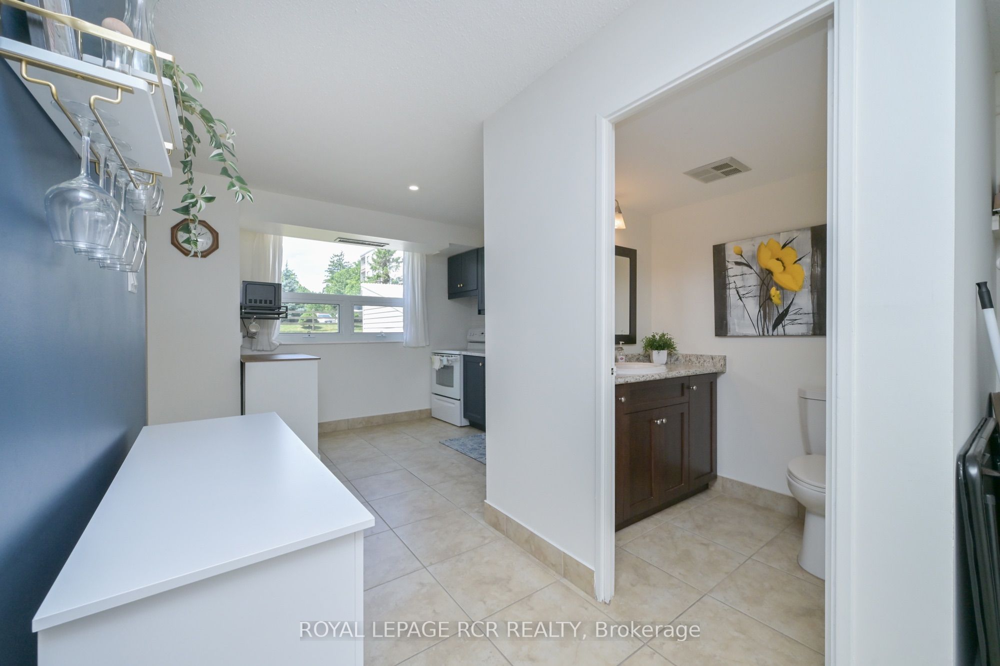 8 Fead Street #404 Property Photo 35