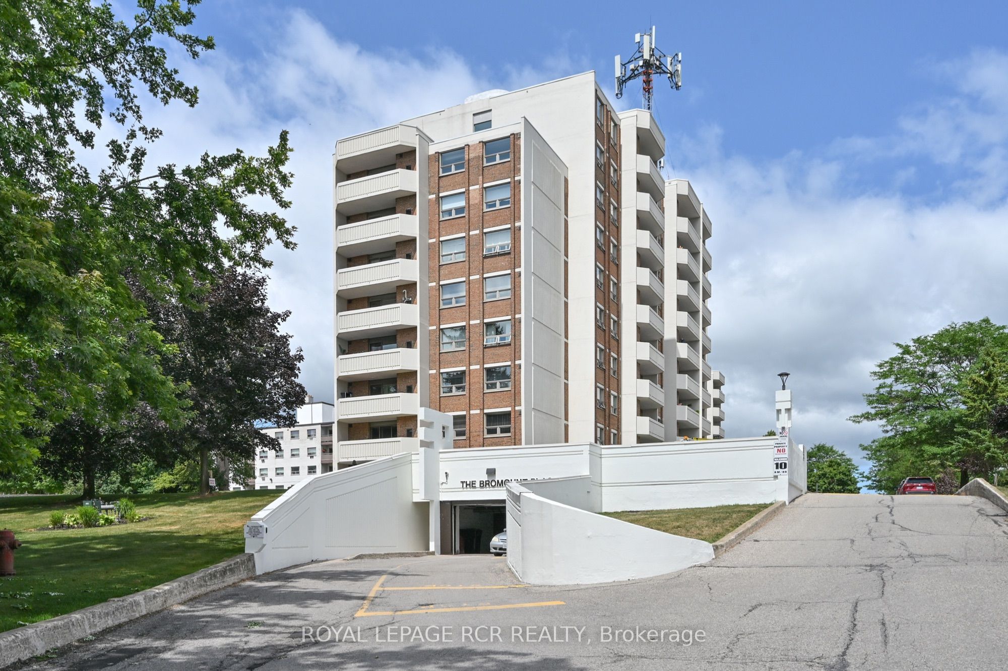 8 Fead Street #404 Property Photo 36