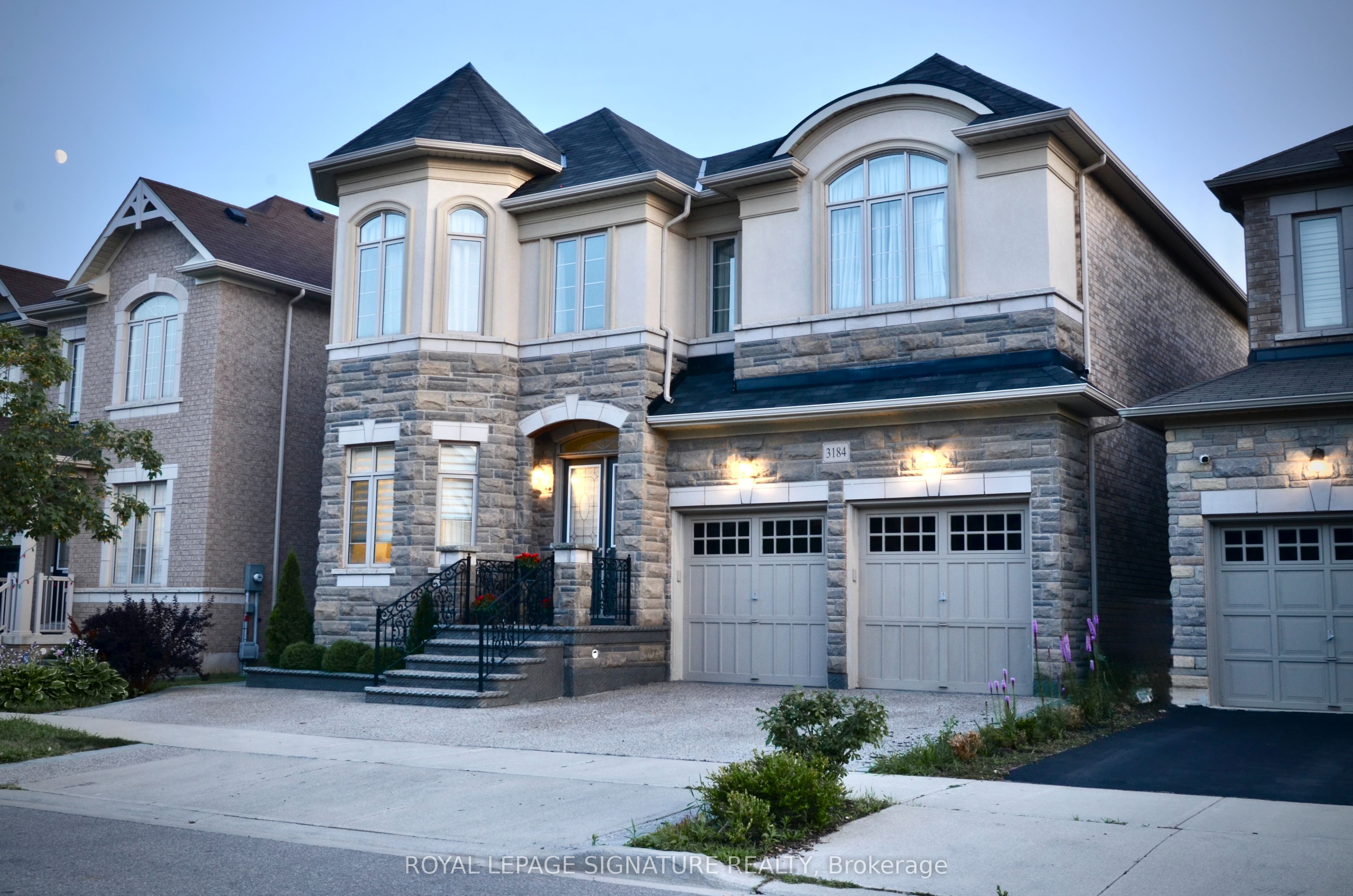 3184 Meadow Marsh Crescent Property Photo 1