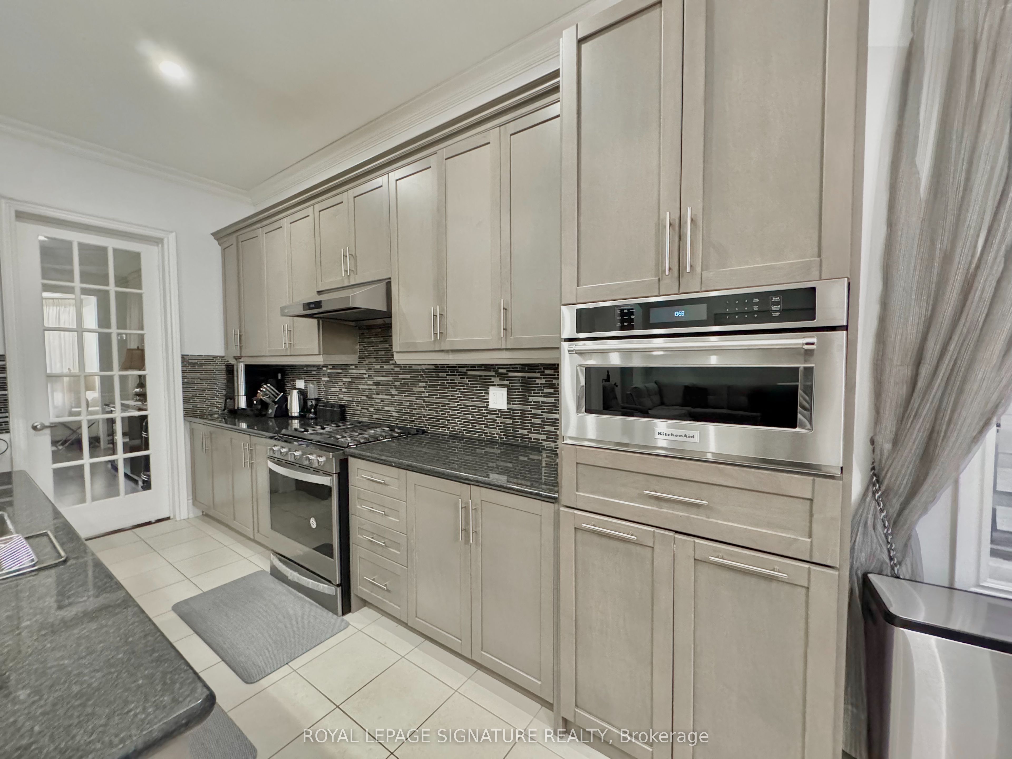 3184 Meadow Marsh Crescent Property Photo 9