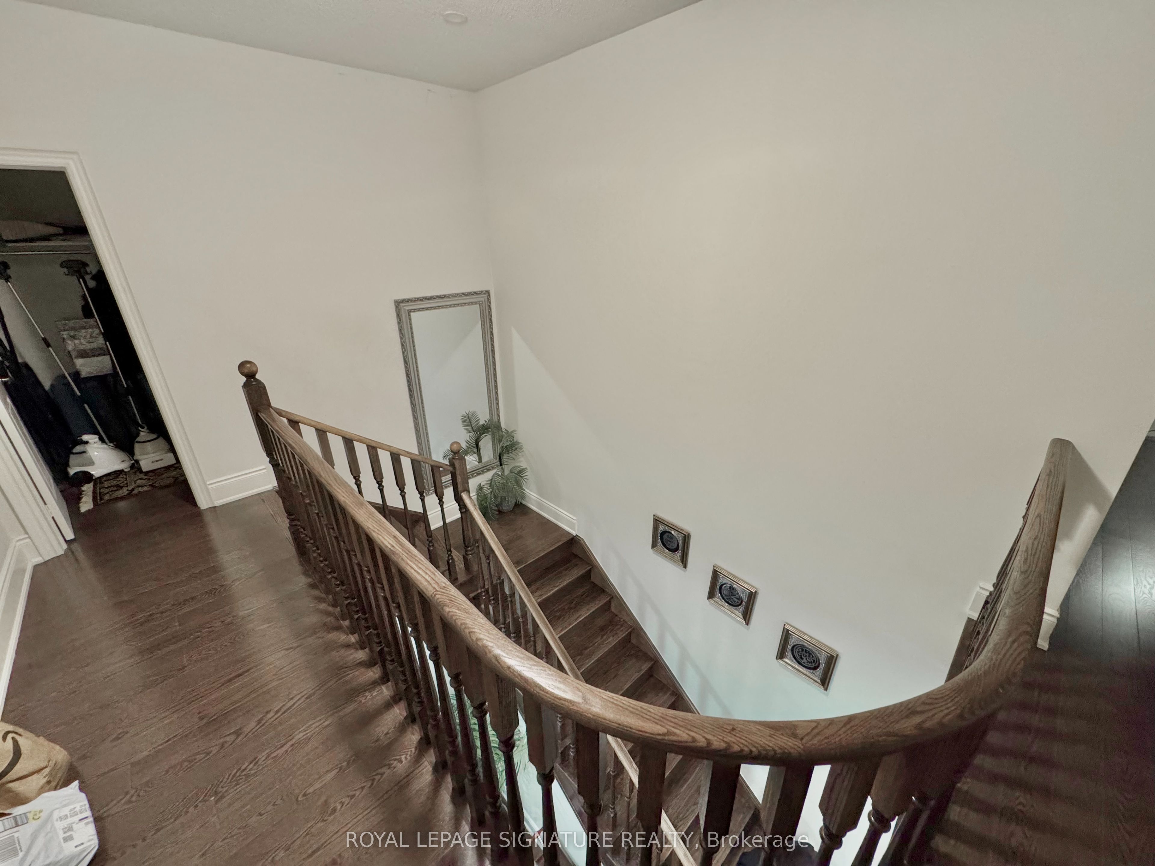3184 Meadow Marsh Crescent Property Photo 37