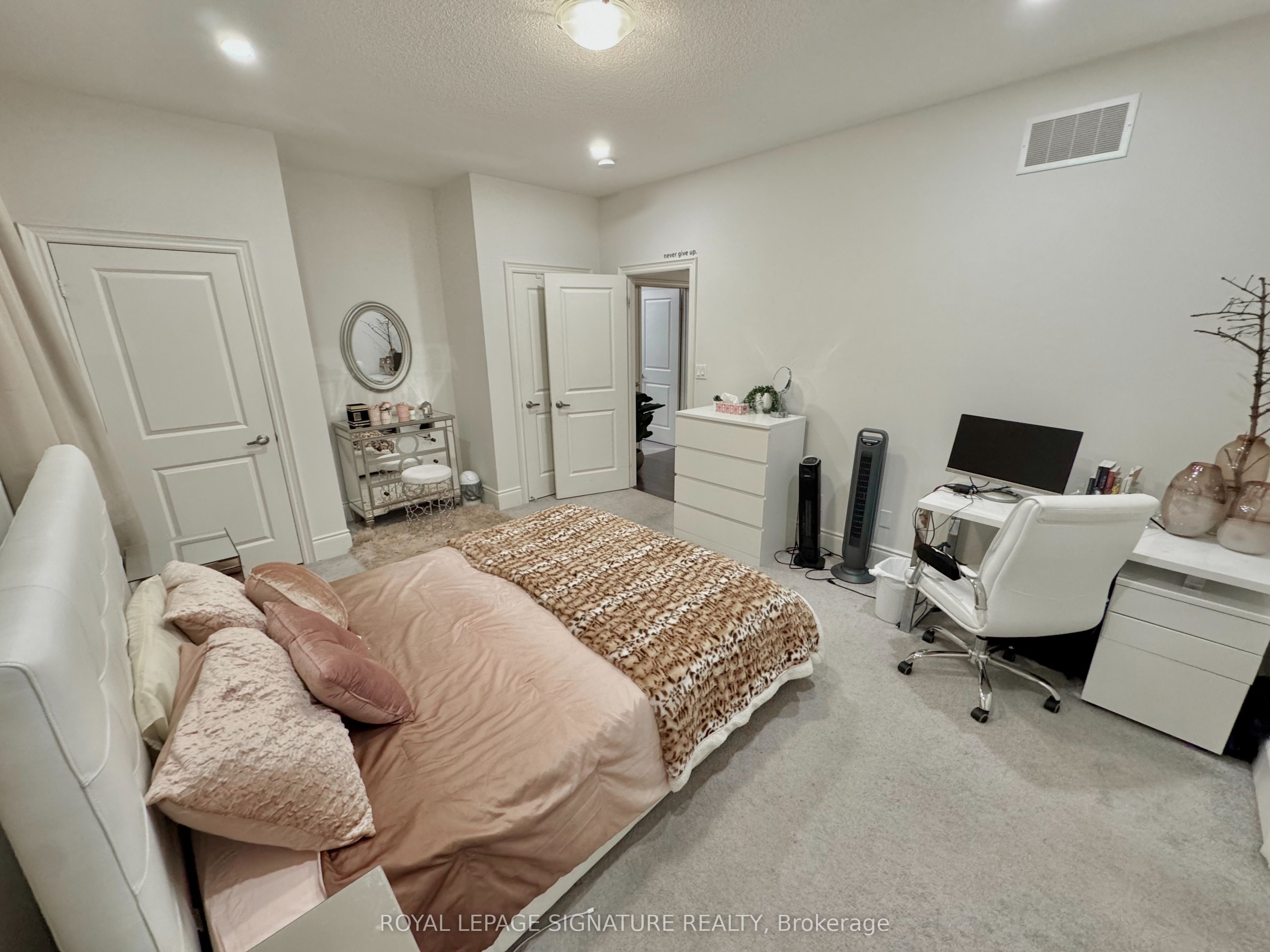 3184 Meadow Marsh Crescent Property Photo 44