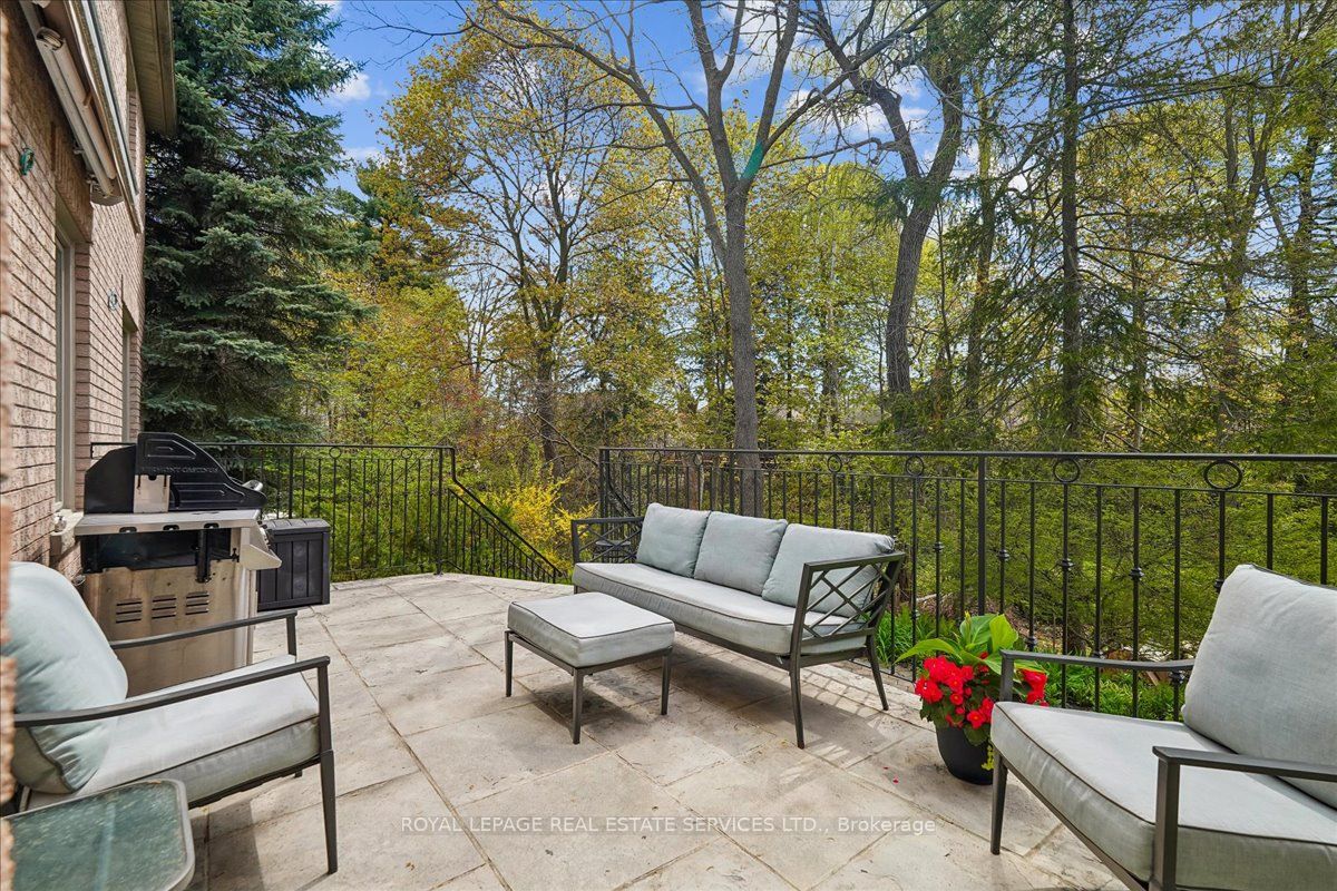 1726 The Pines Property Photo 41