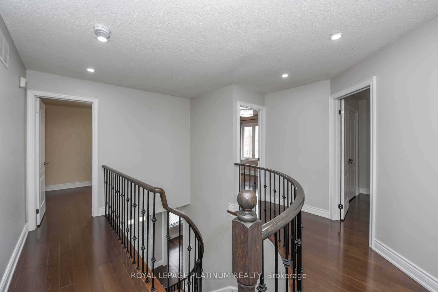 63 Lord Simcoe Drive Property Photo 15