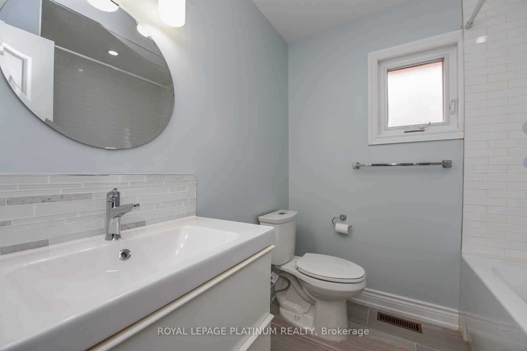 63 Lord Simcoe Drive Property Photo 17