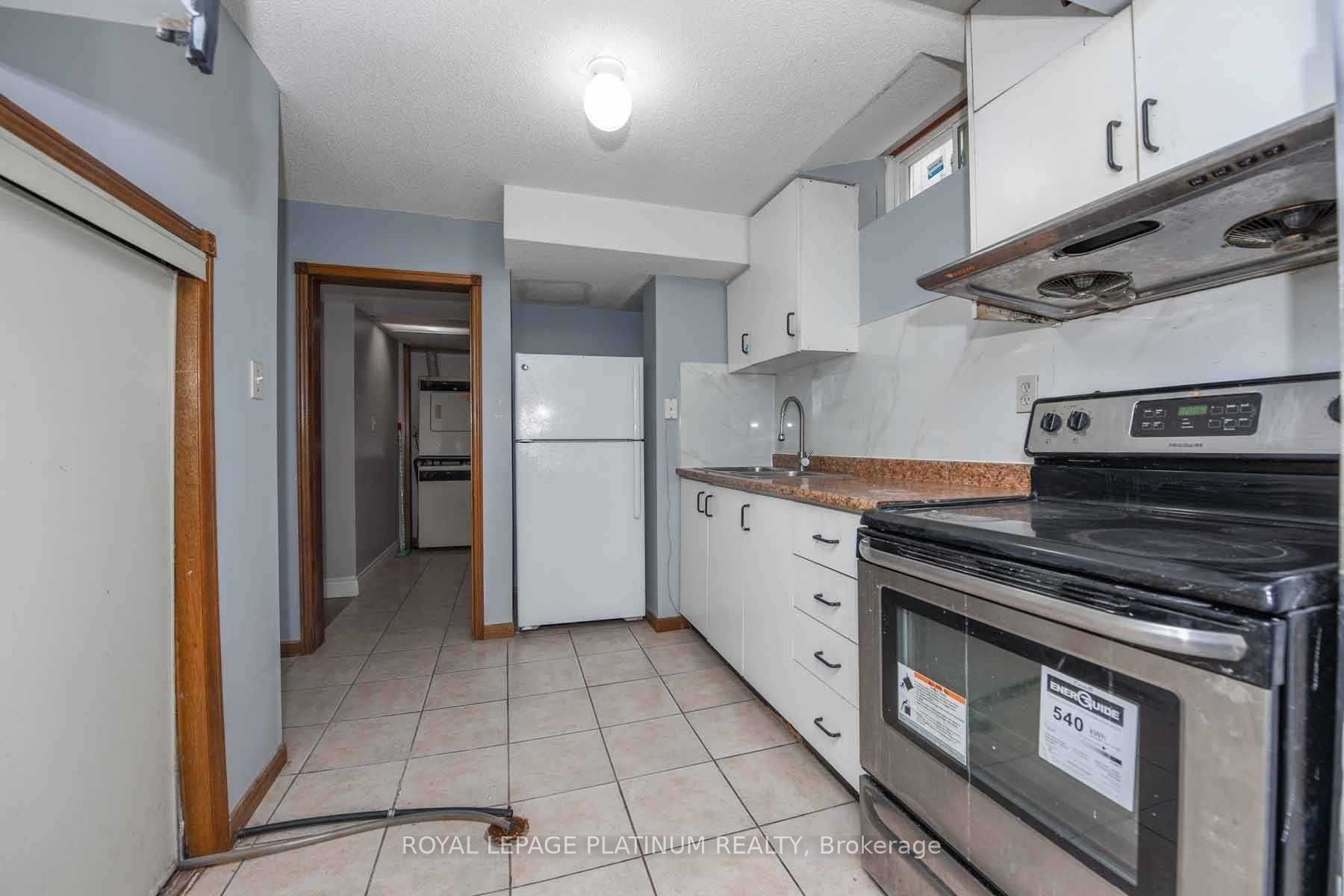 63 Lord Simcoe Drive Property Photo 28