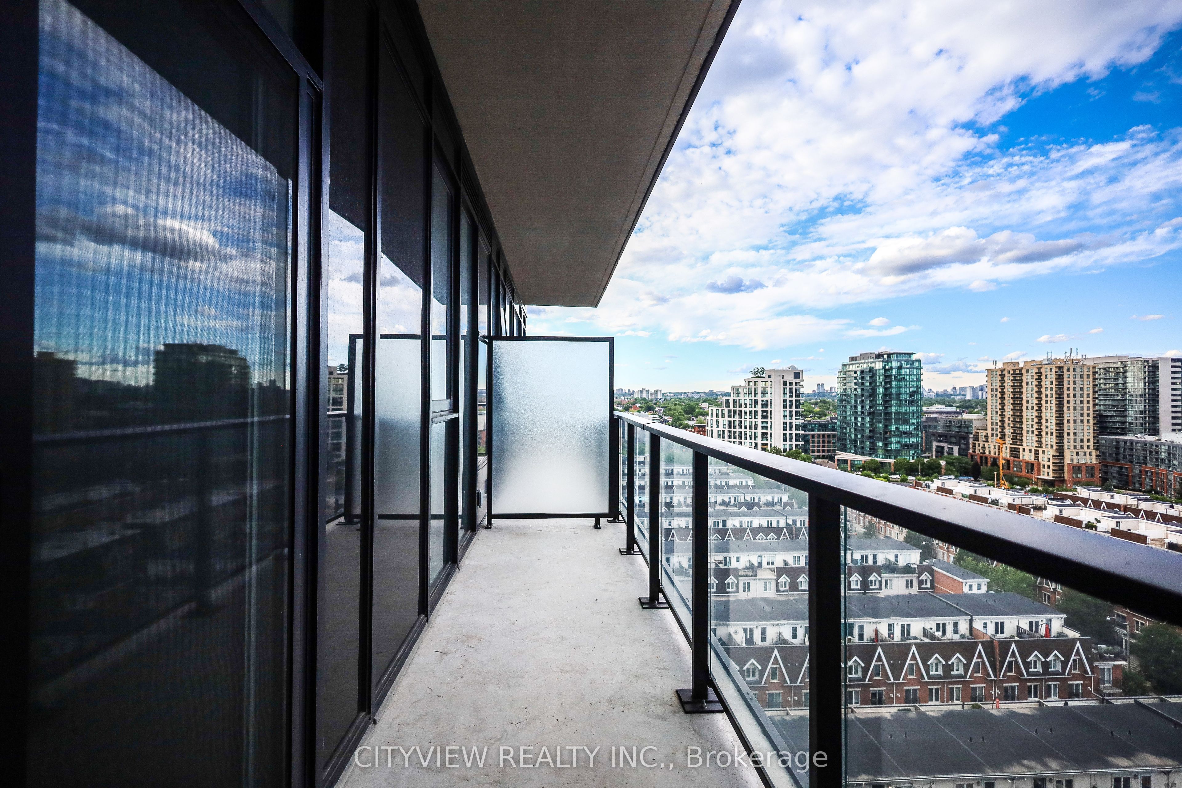 285 Dufferin Street 1127 Property Photo 23