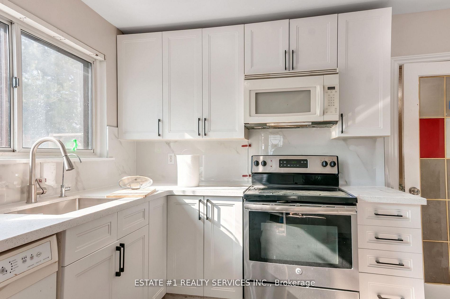 116 Addington Crescent Property Photo 17