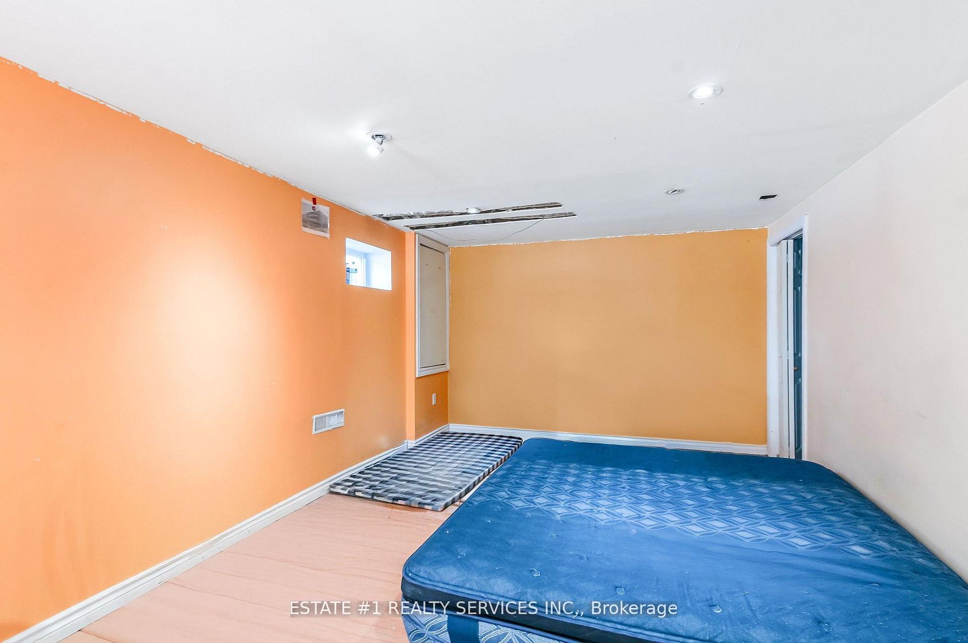 116 Addington Crescent Property Photo 23