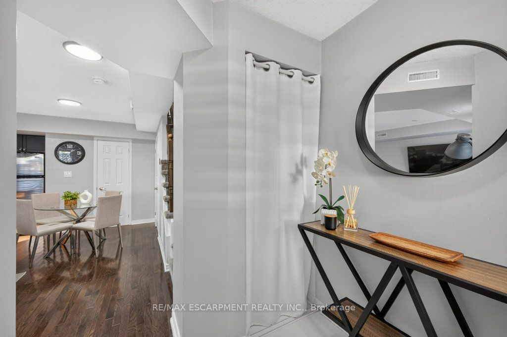 25 Turntable Crescent 135 Property Photo 6