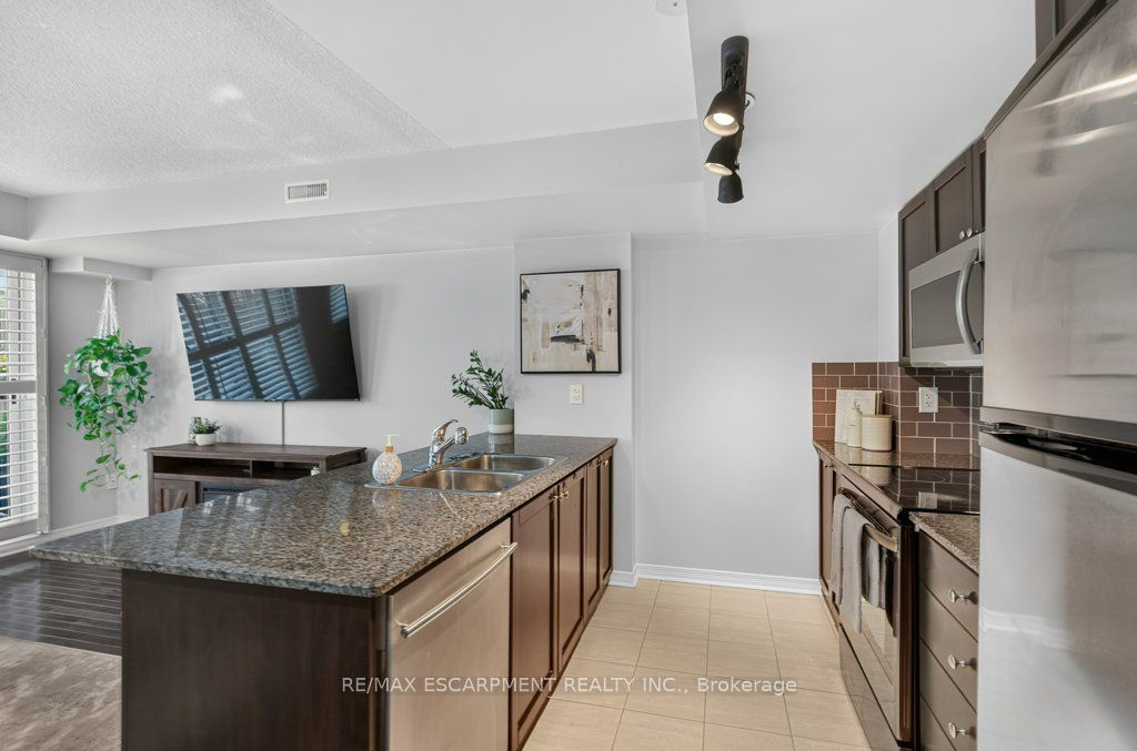 25 Turntable Crescent 135 Property Photo 18
