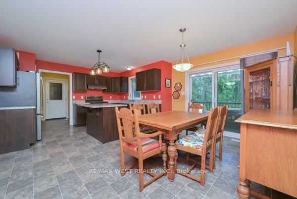5651 The Grange Side Road Property Photo 6