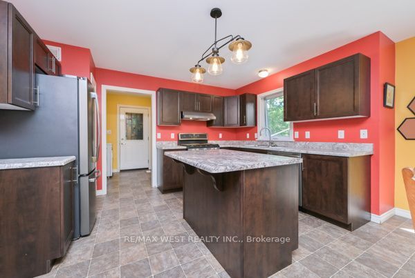 5651 The Grange Side Road Property Photo 7