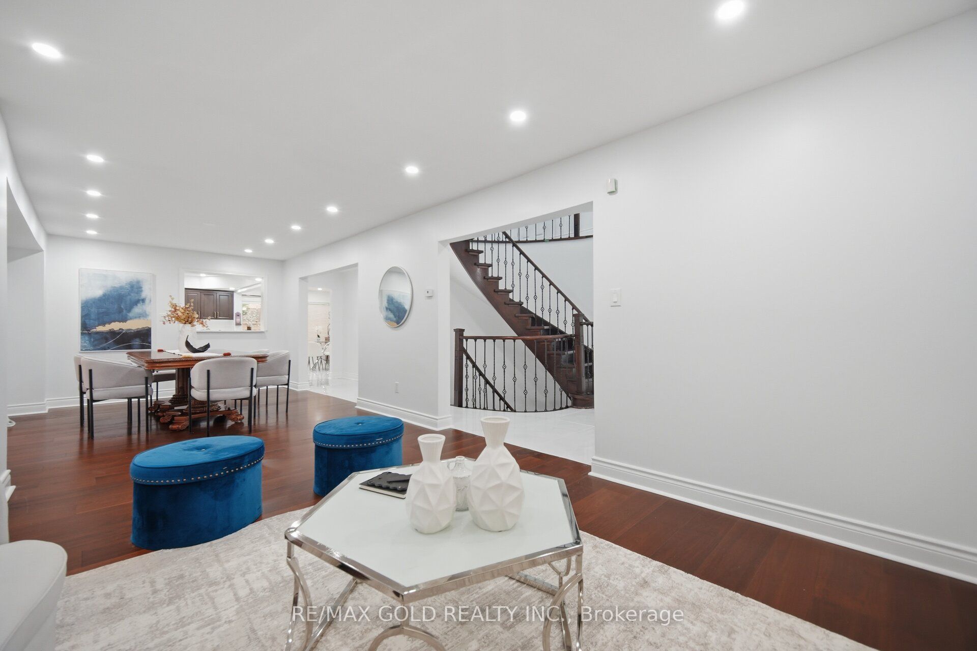 40 Kenpark Avenue Property Photo 11