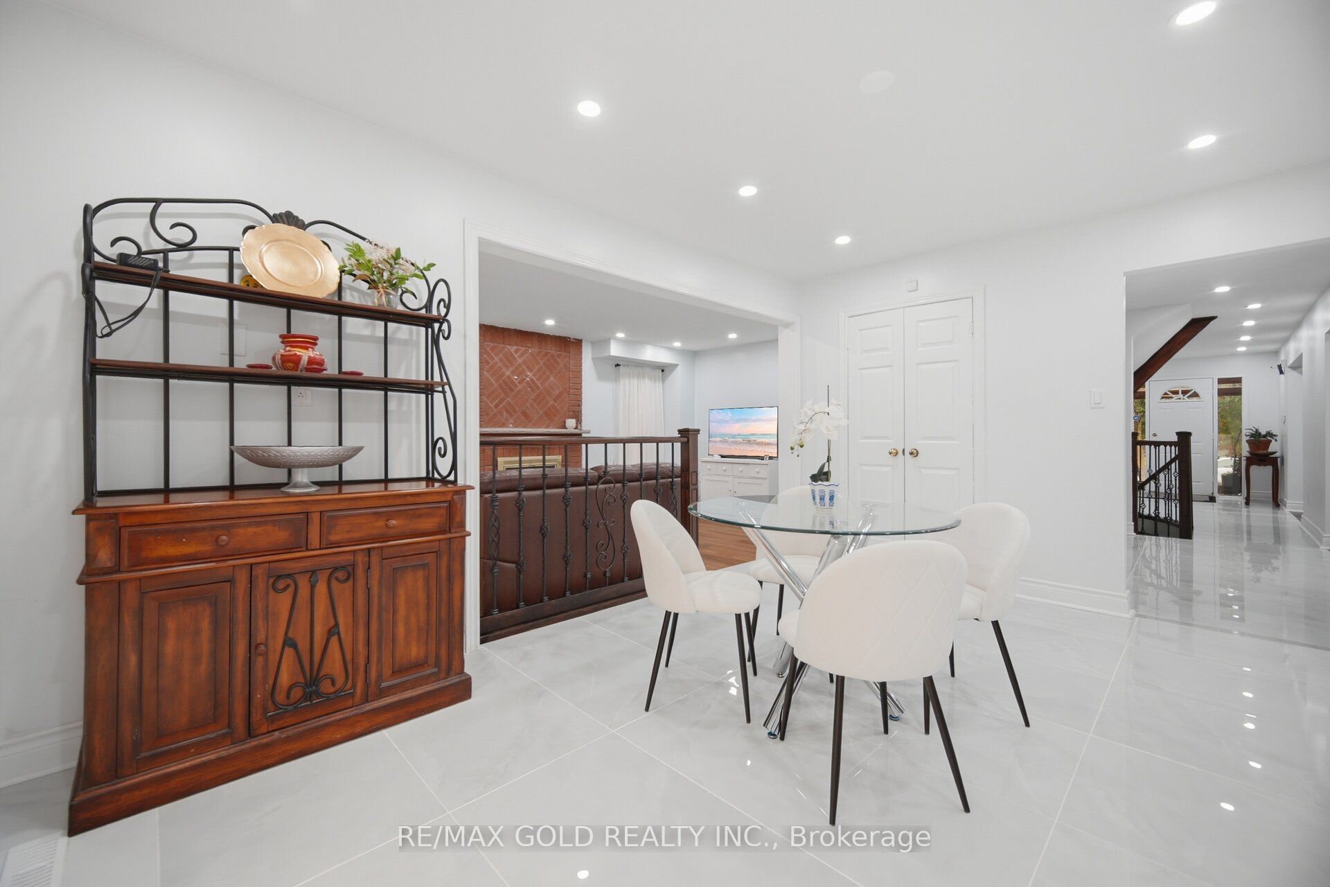 40 Kenpark Avenue Property Photo 22