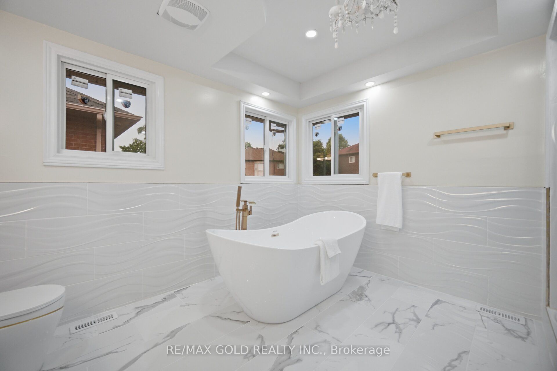 40 Kenpark Avenue Property Photo 33