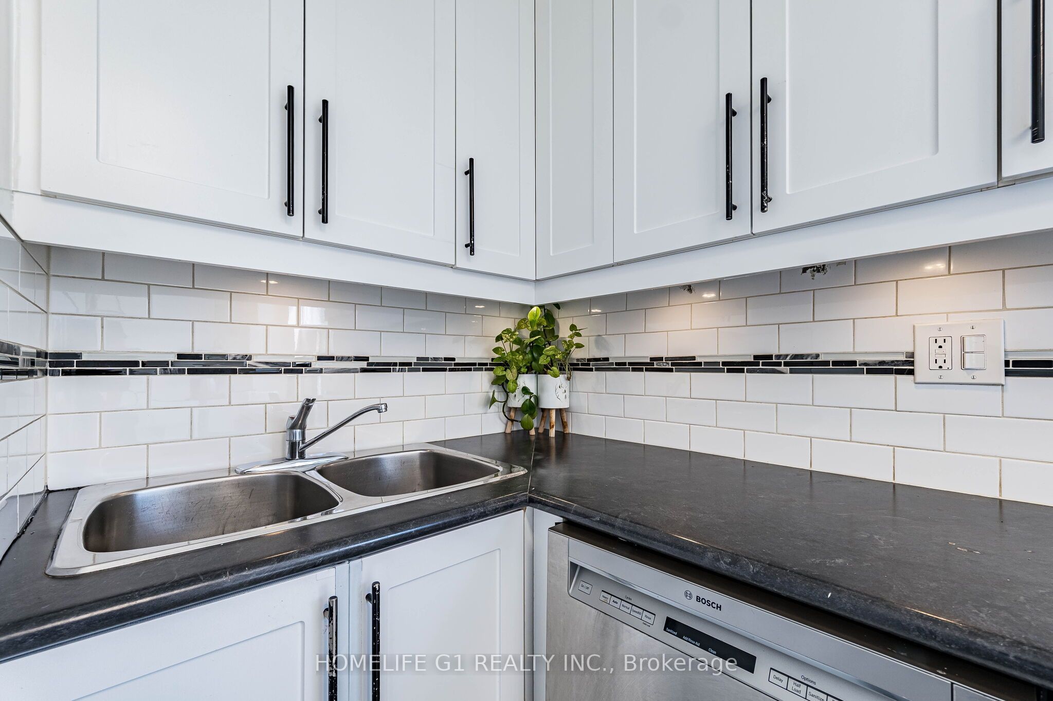 49 Queen Street Property Photo 20