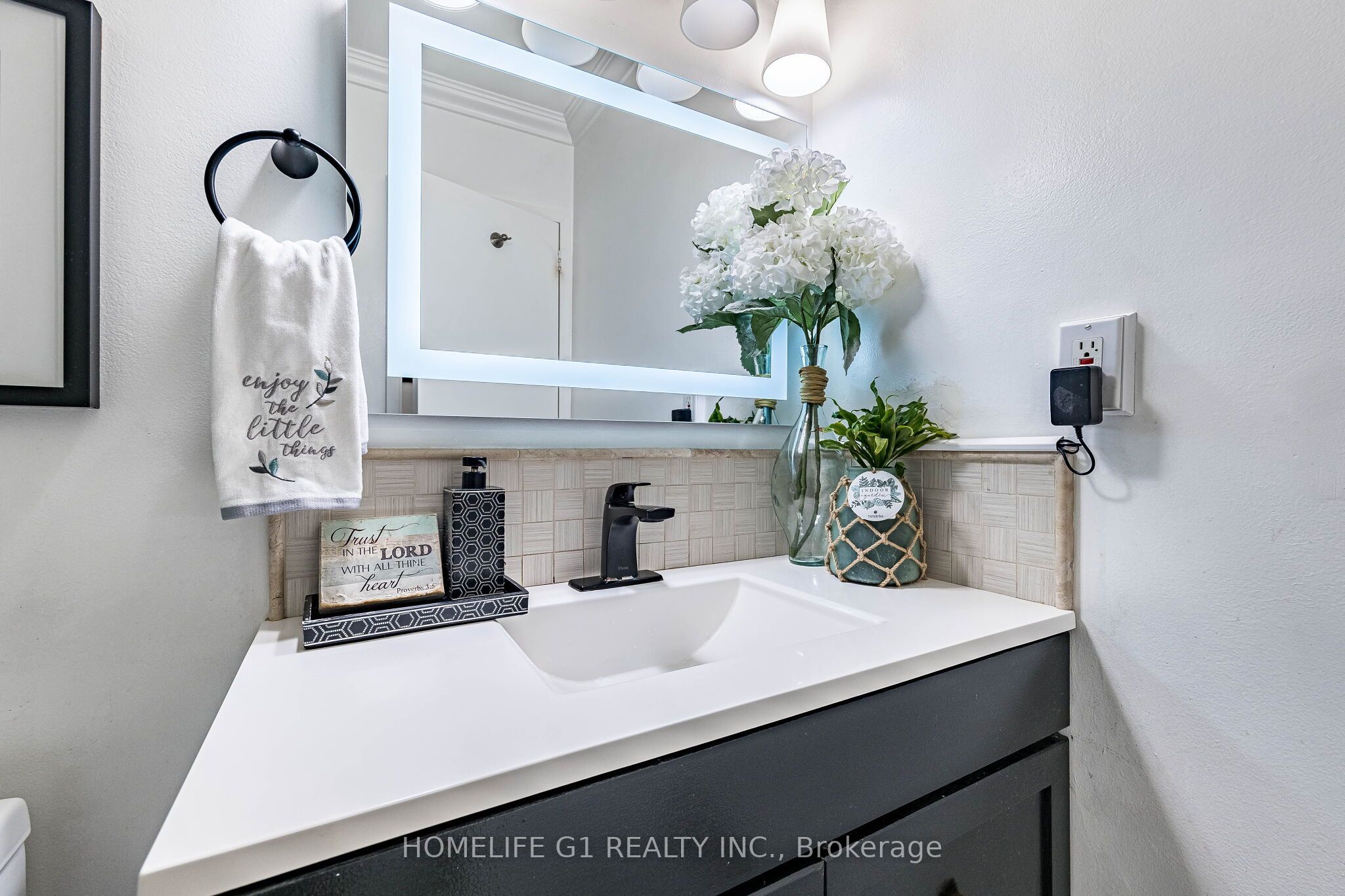 49 Queen Street Property Photo 33