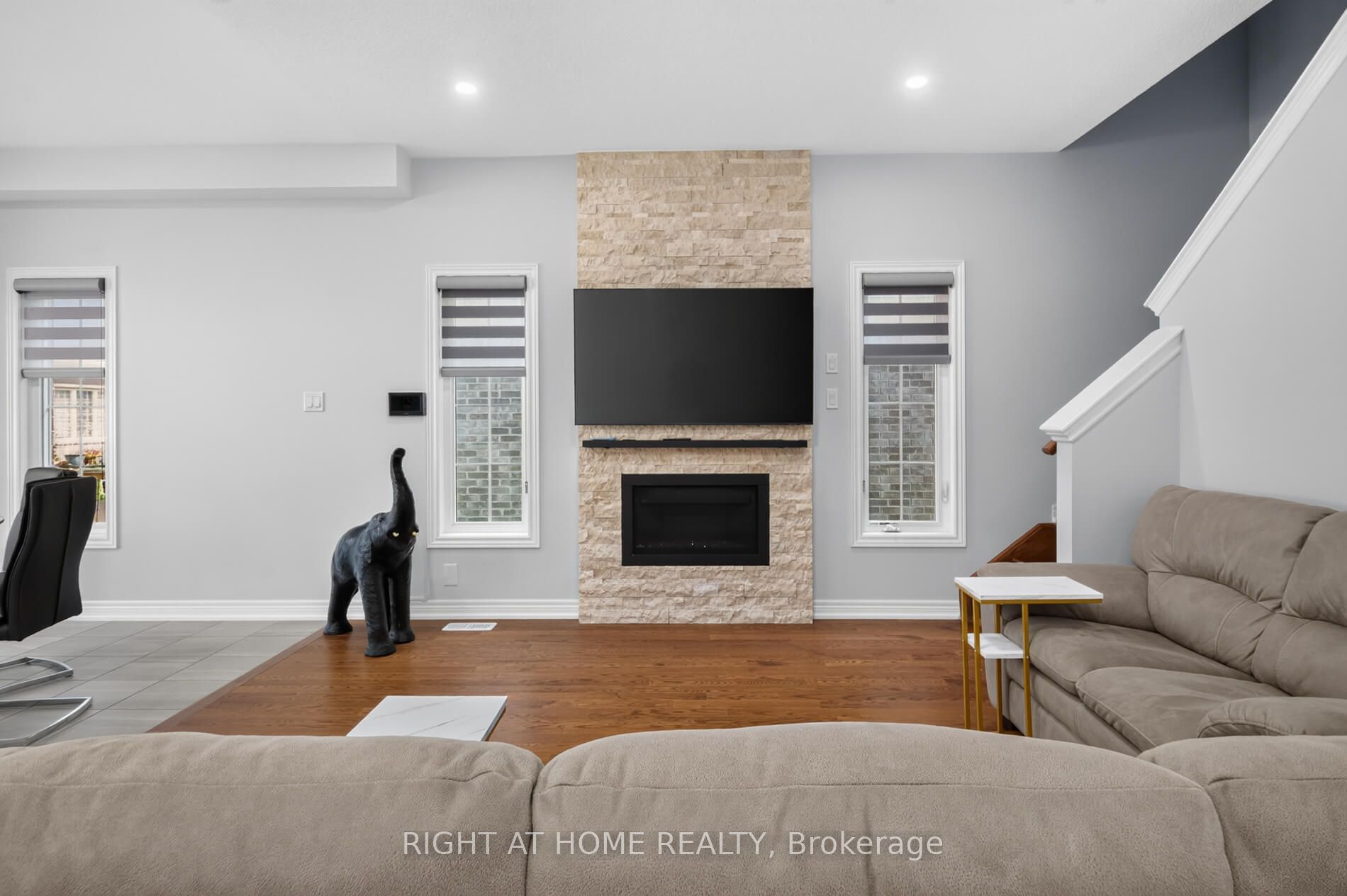 9 Tea Rose Drive Property Photo 8