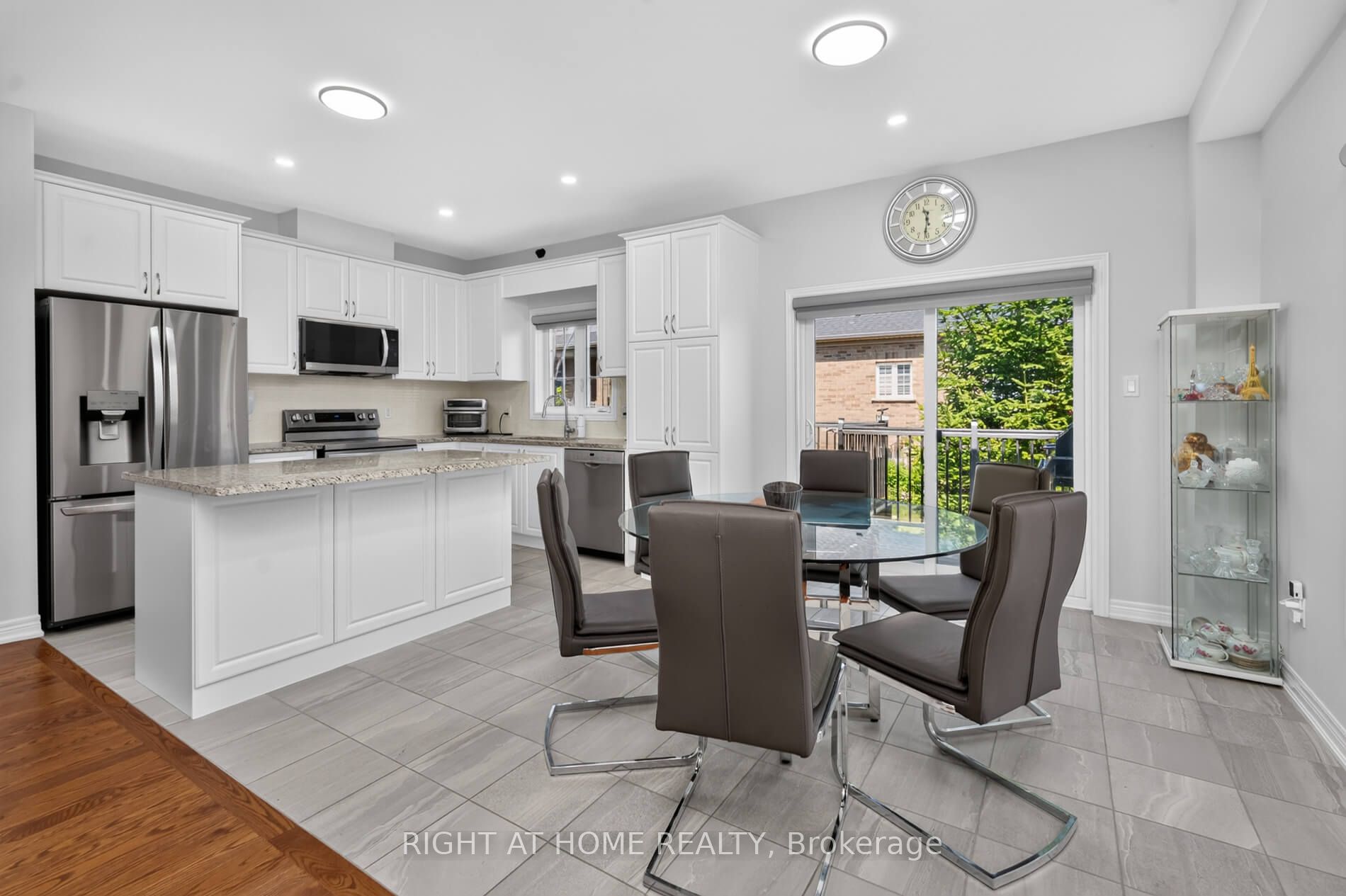 9 Tea Rose Drive Property Photo 11