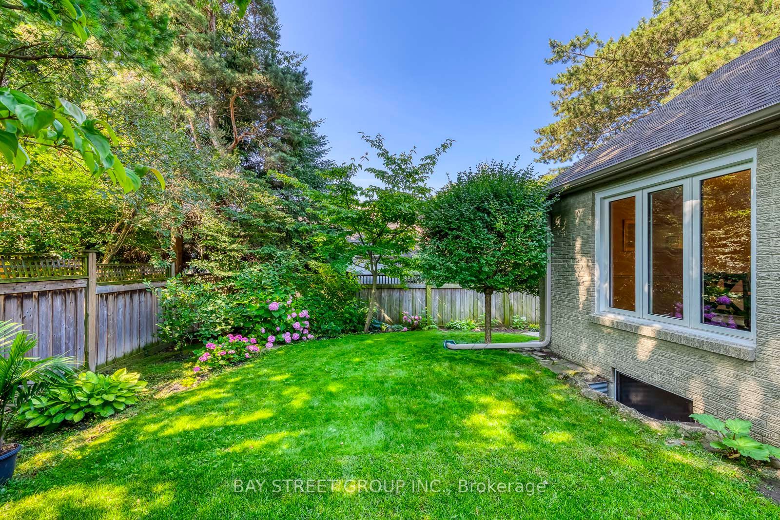 2234 Bennington Gate Property Photo 49